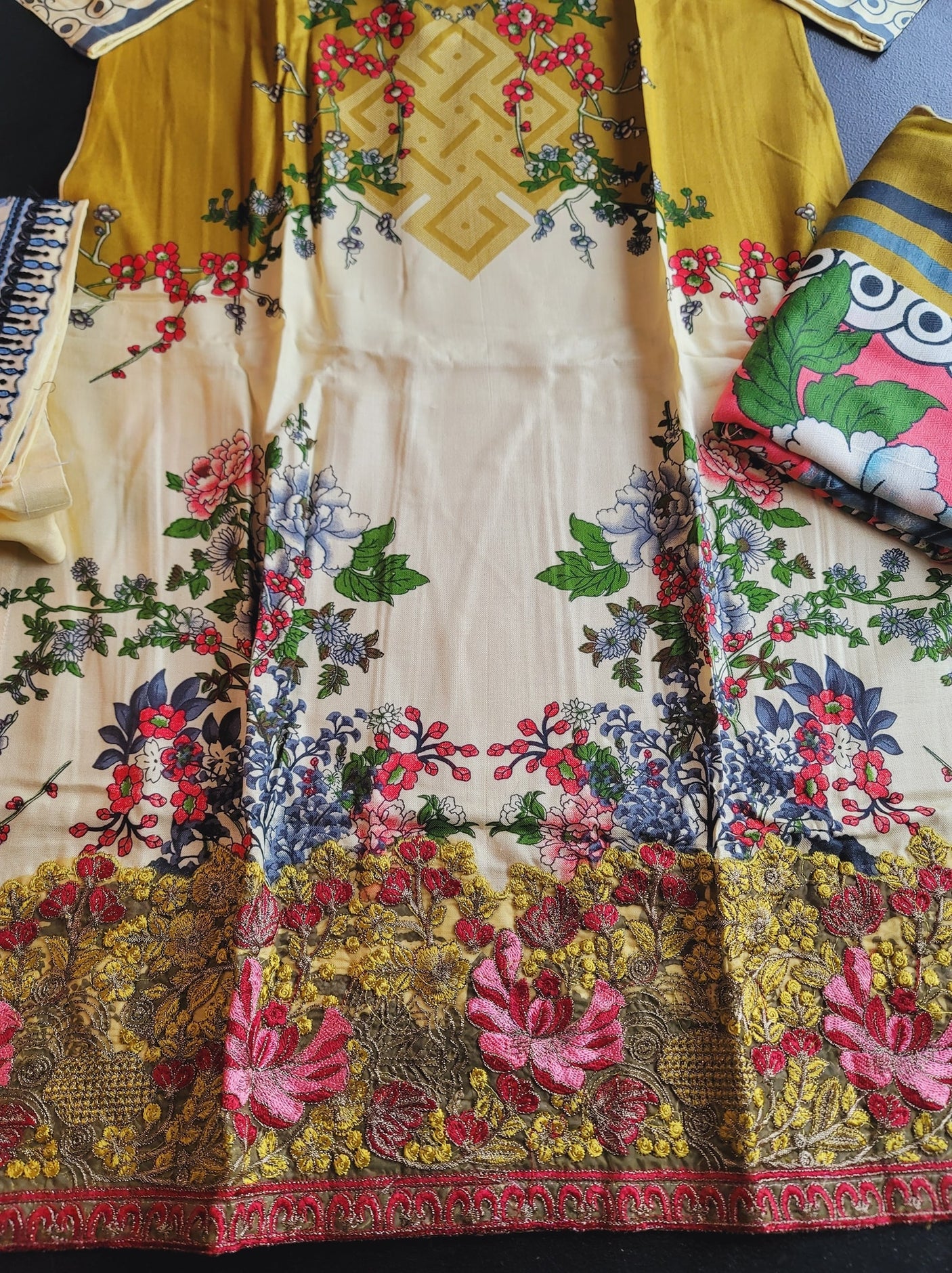 Pakistani linen Embroidered Salwar kameez Ready To Ship