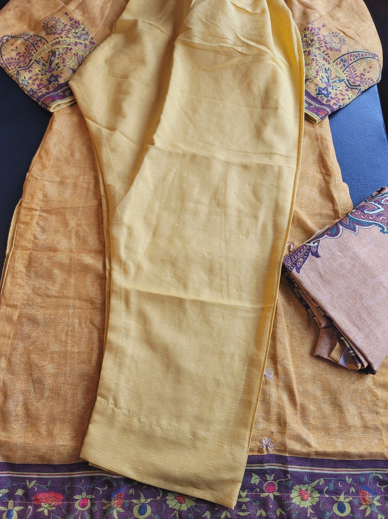 Pakistani linen Embroidered Salwar kameez Ready To Ship