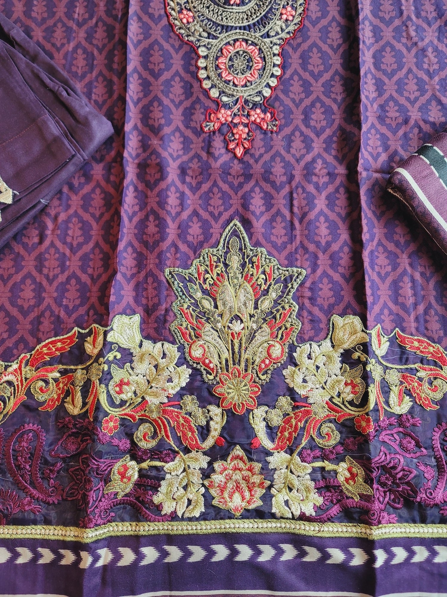 Pakistani linen Embroidered Salwar kameez Ready To Ship