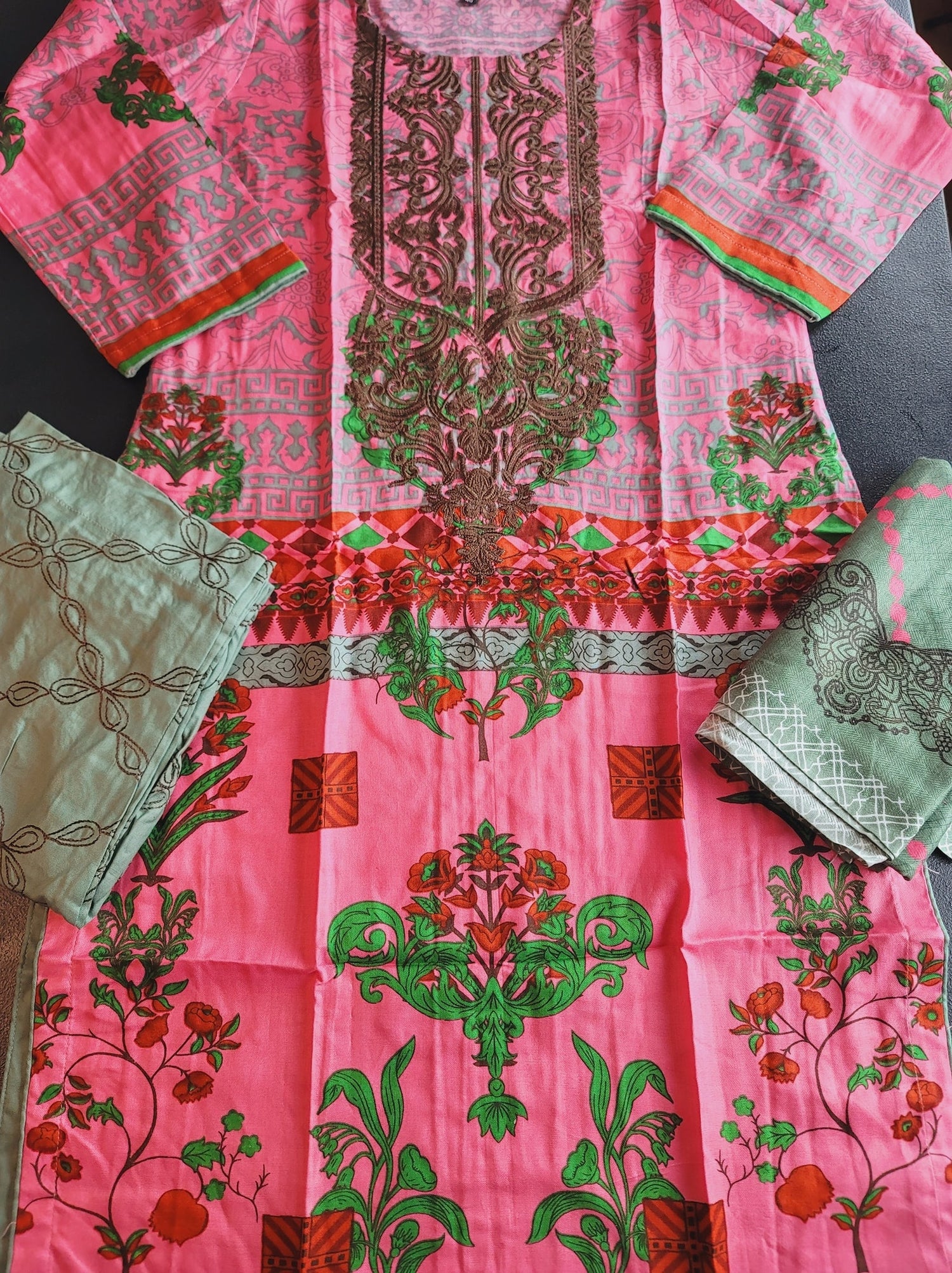 Pakistani Linen Embroidered Salwar kameez Ready To Ship