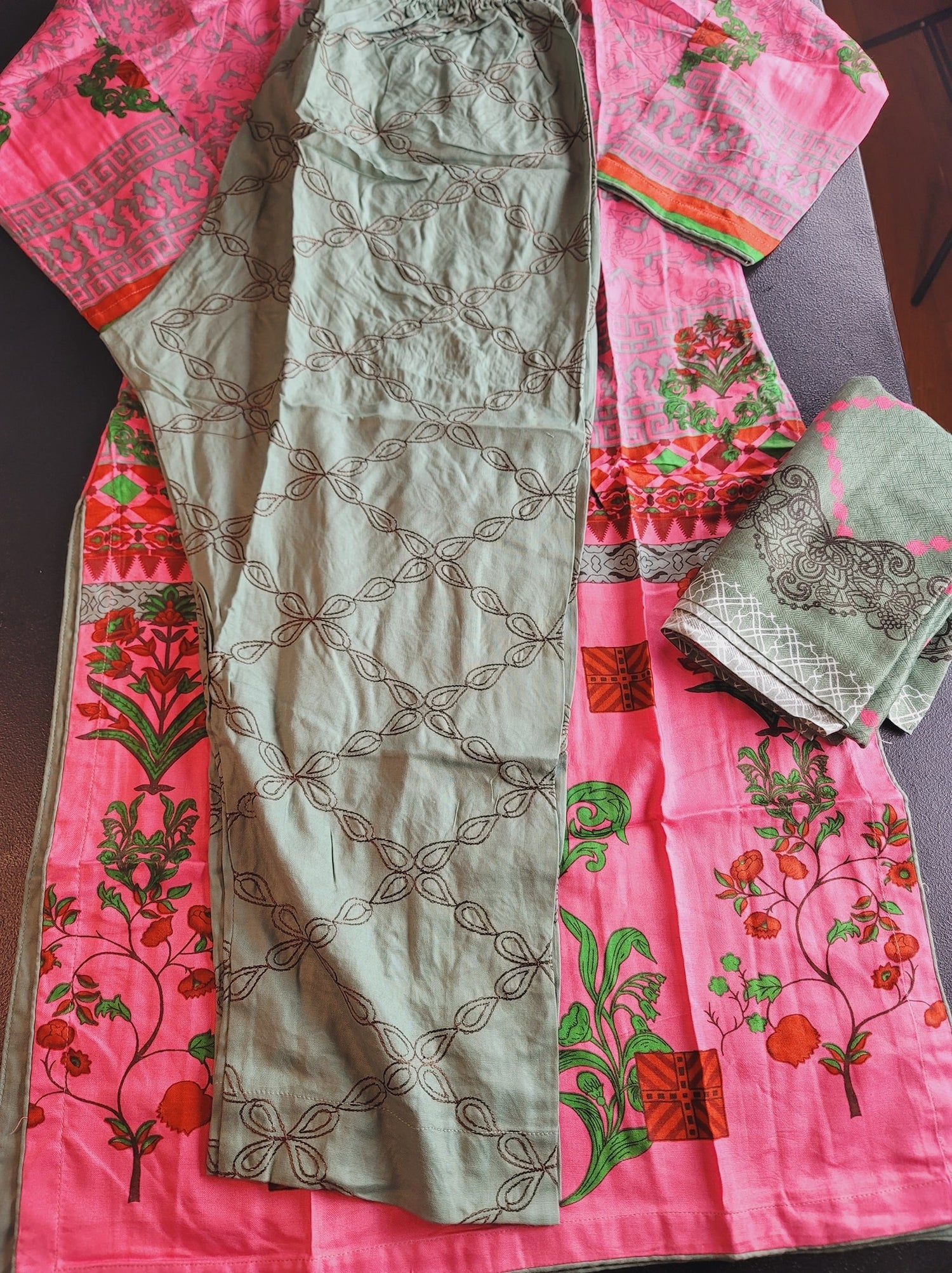 Pakistani Linen Embroidered Salwar kameez Ready To Ship