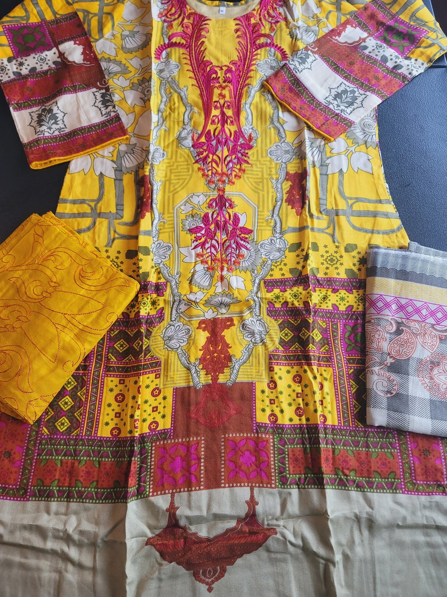 Pakistani Linen Embroidered Salwar kameez Ready To Ship