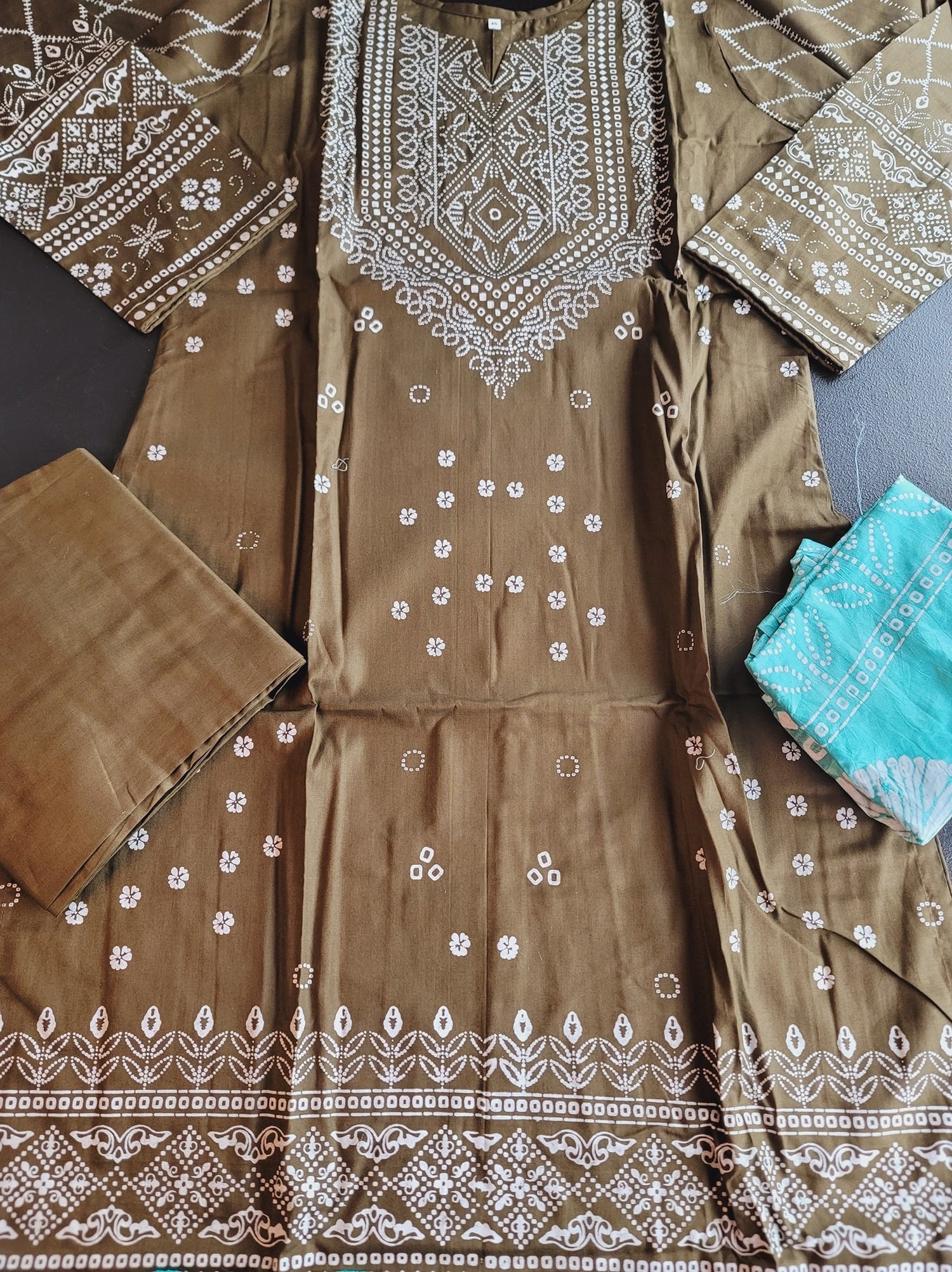 Pakistani Lawn Embroidered Salwar kameez Ready To Ship