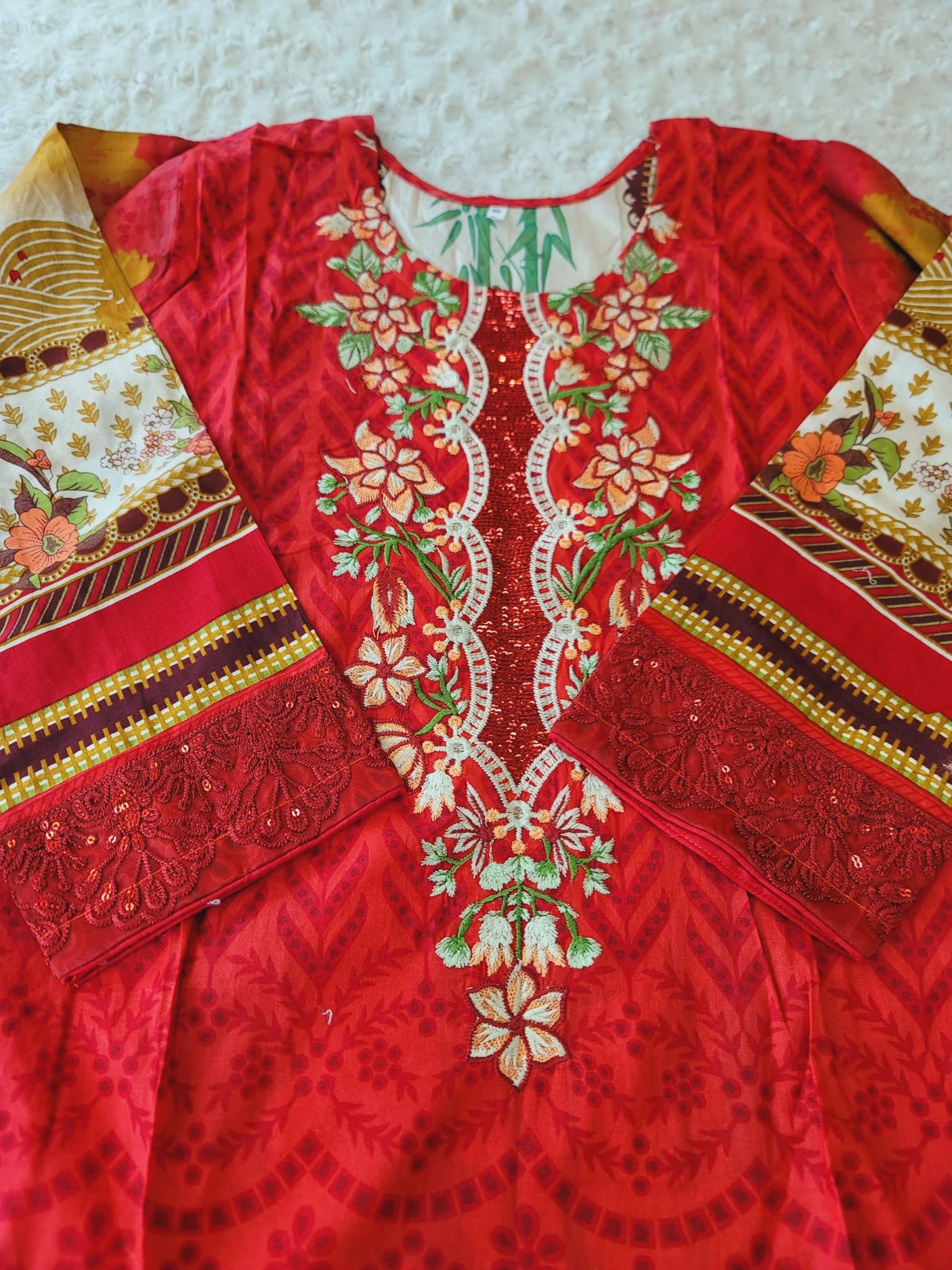 Pakistani Stitched lawn Embroidered Salwar kameez ready to ship