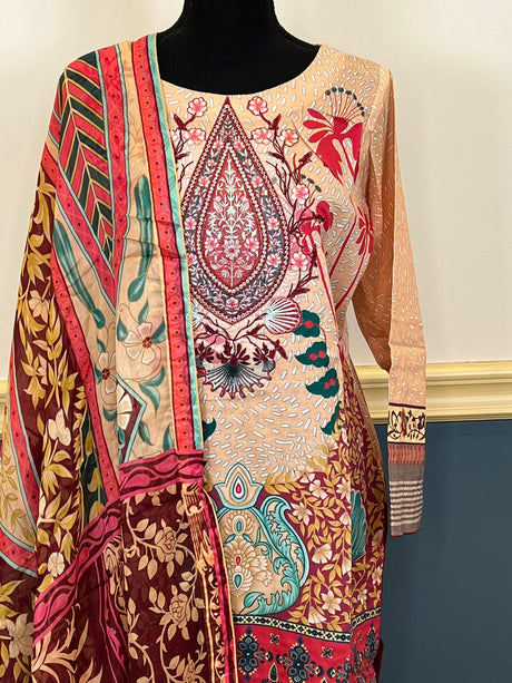 Pakistani Stitched Embroidered lawn Salwar kameez ready to ship