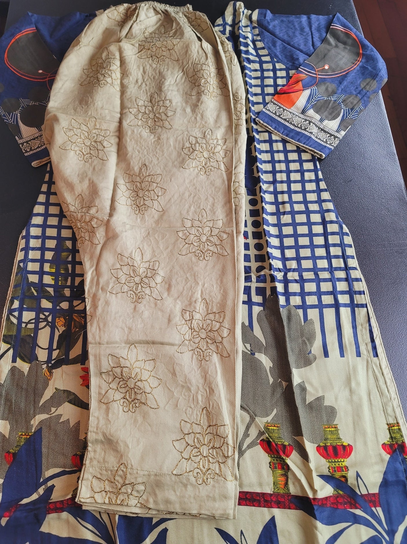 Pakistani Linen Embroidered Salwar kameez Ready To Ship