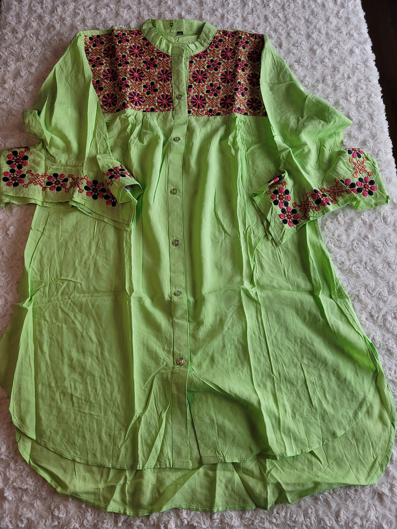 Embroidery kurti