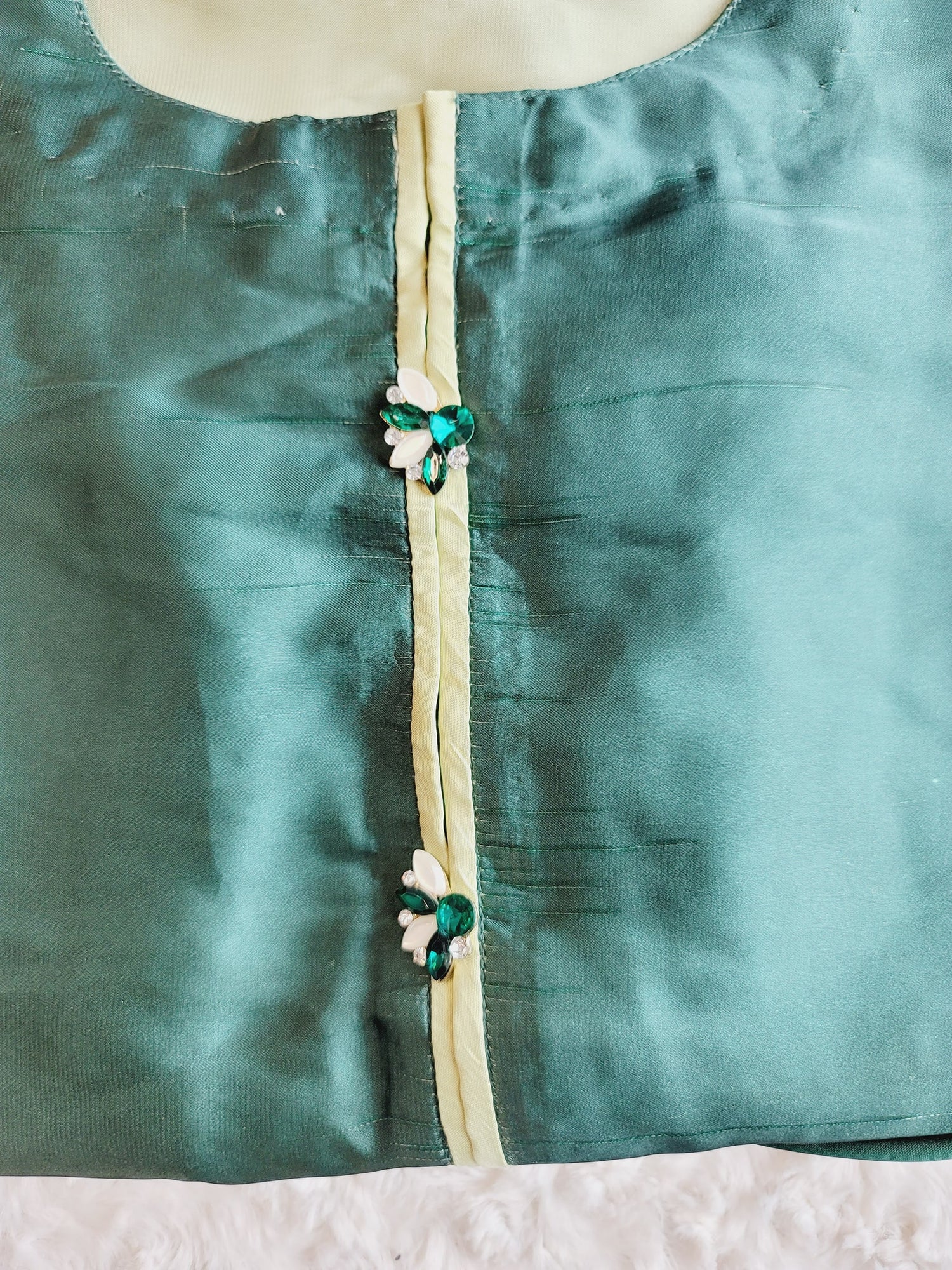 Falgun and valentine special. Super soft pakistani silk kurti