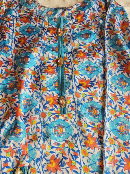 Falgun and valentine special. Super soft pakistani silk kurti