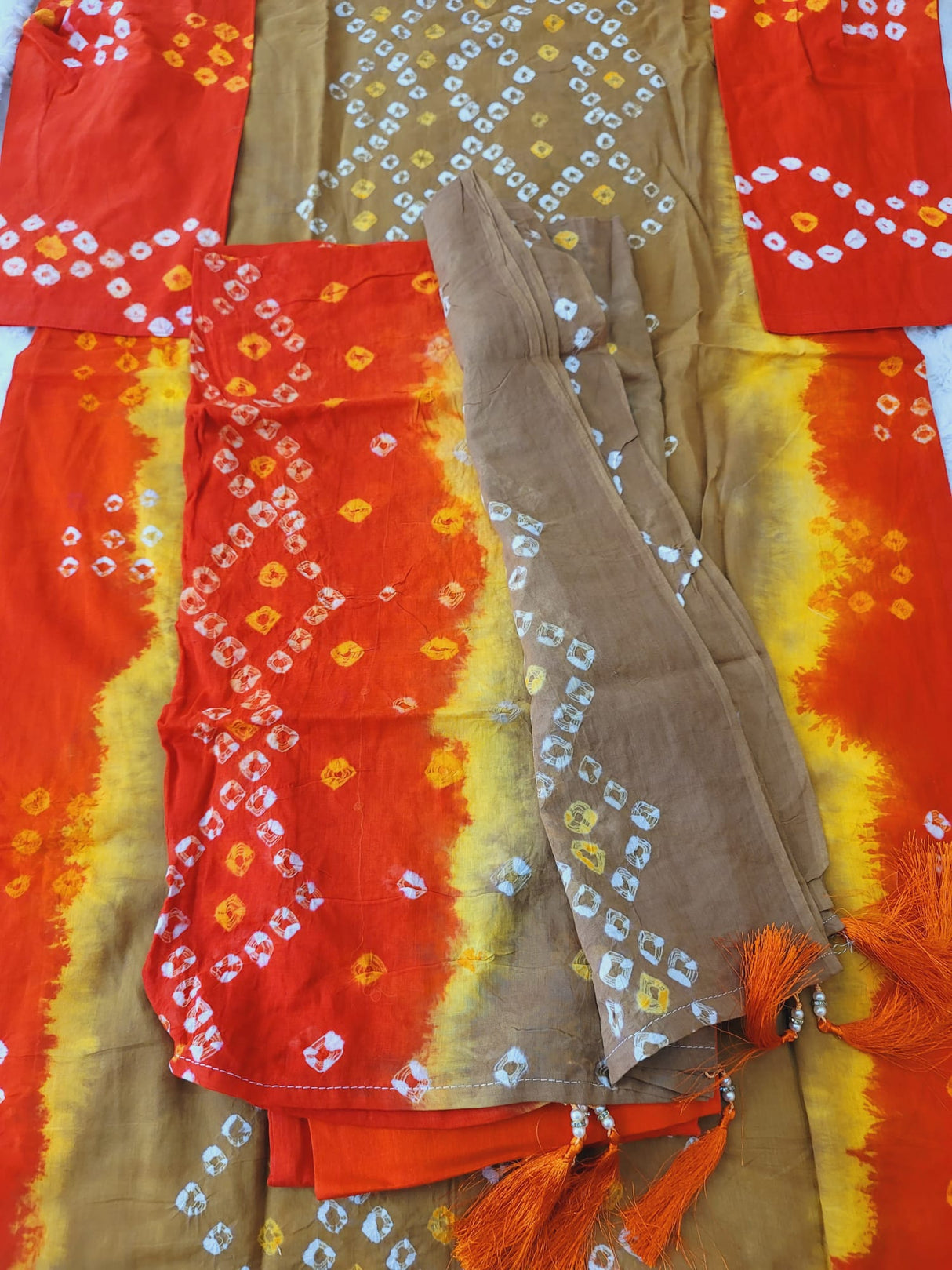 Bangladeshi batik salwer kamiz