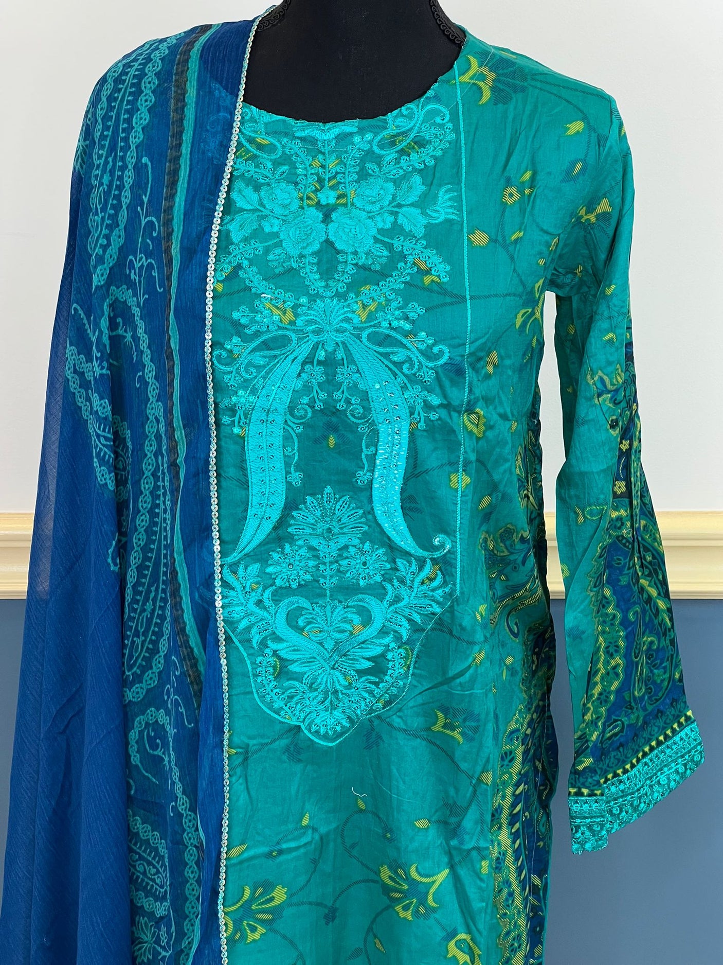 Pakistani Stitched lawn Embroidered Salwar kameez ready to ship