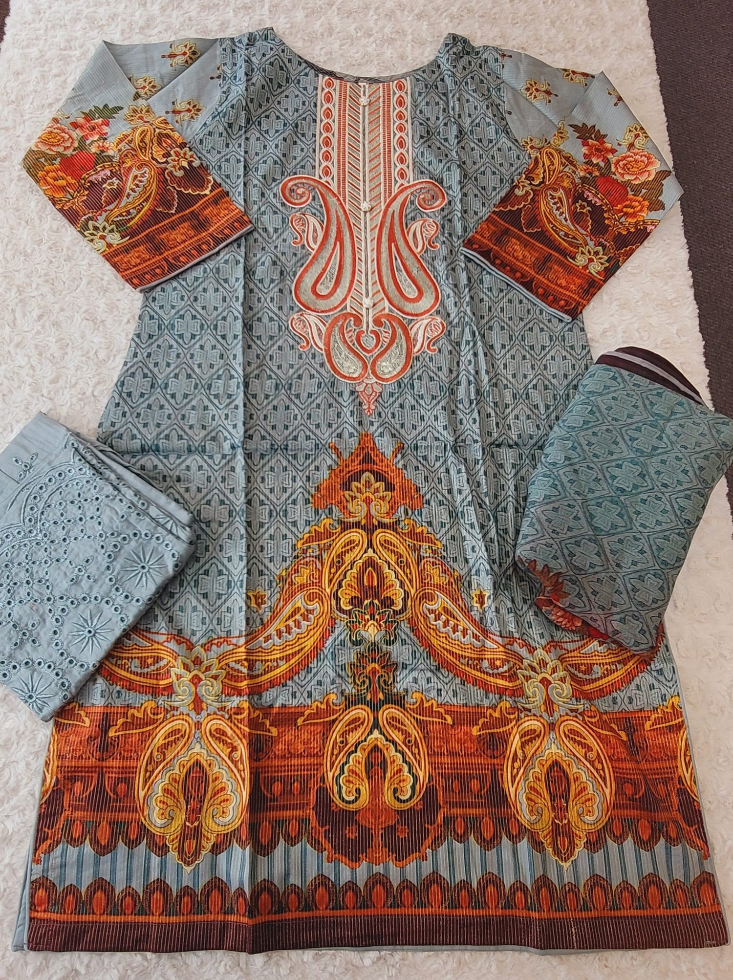 Pakistani stitched  lawn Embroidered Salwar kameez ready to ship