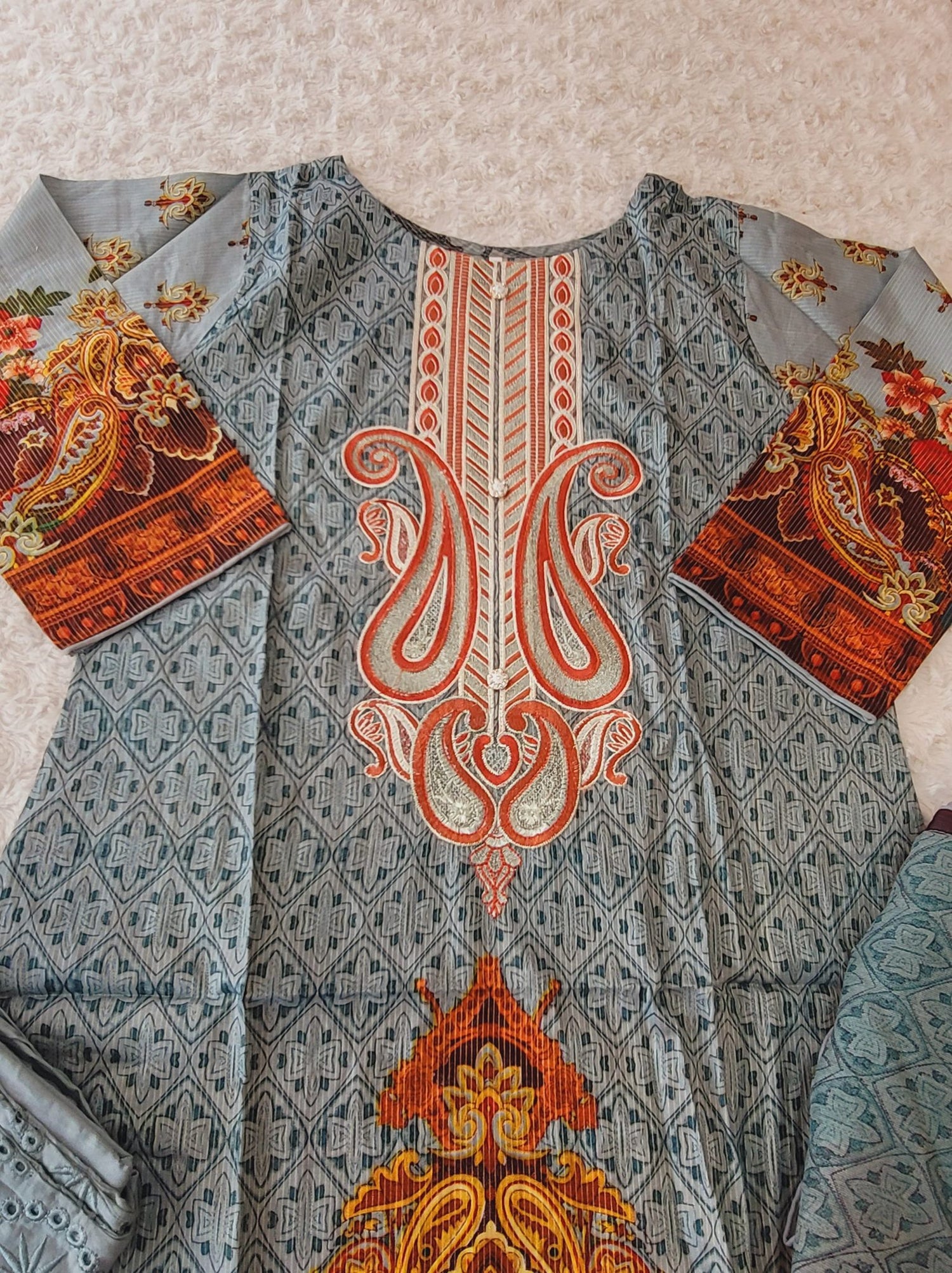 Pakistani stitched  lawn Embroidered Salwar kameez ready to ship