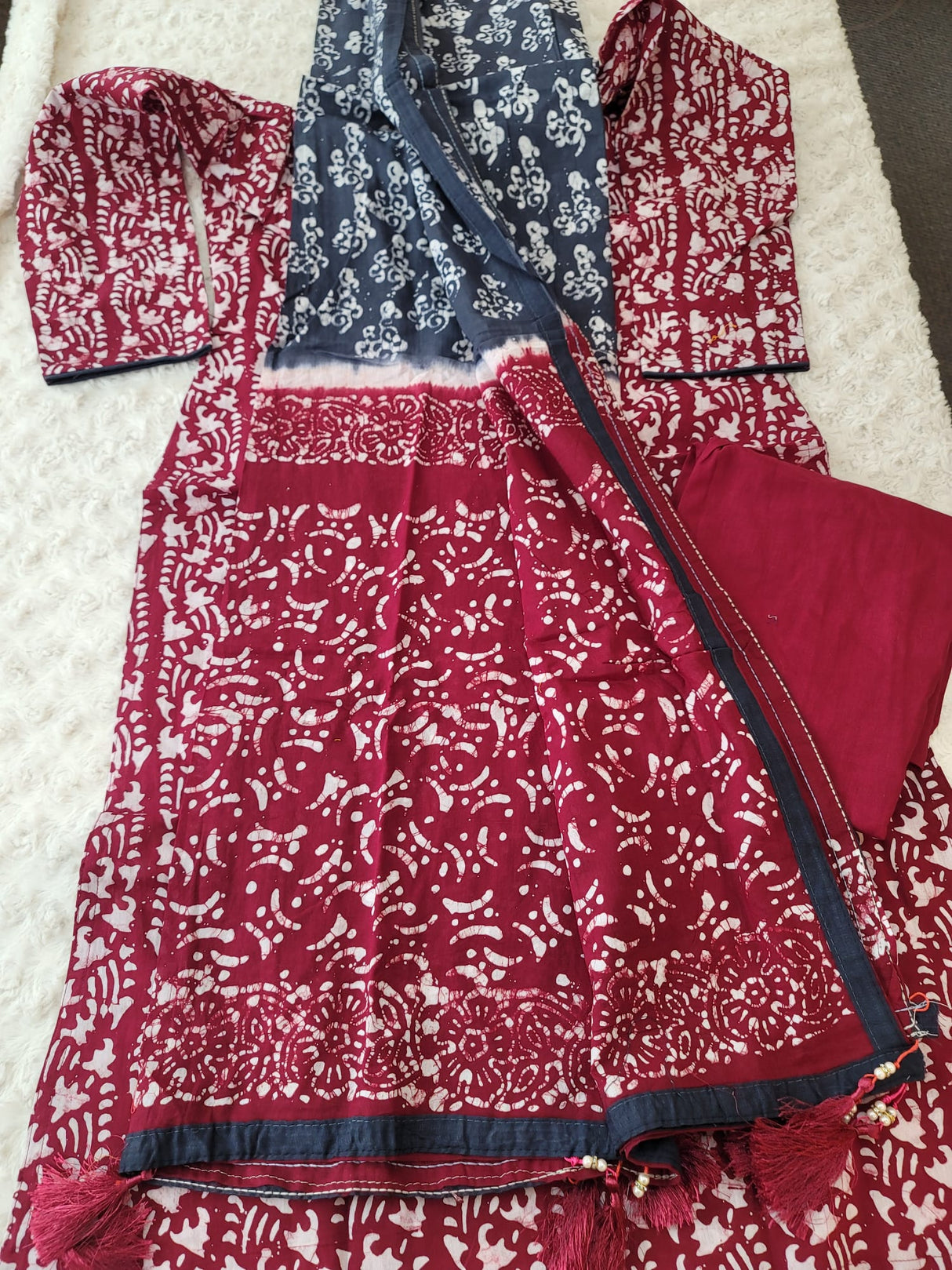 Bangladeshi batik salwer kamiz