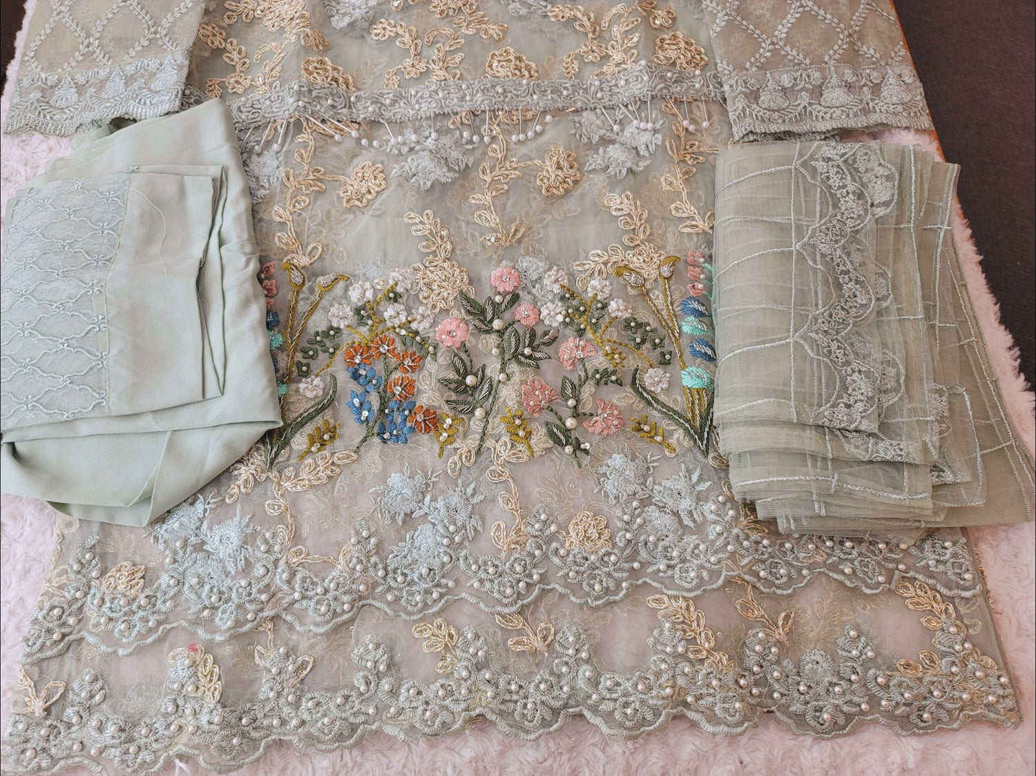 Pakistani Orginal Butique Collection 2021 -100% Original Guaranteed