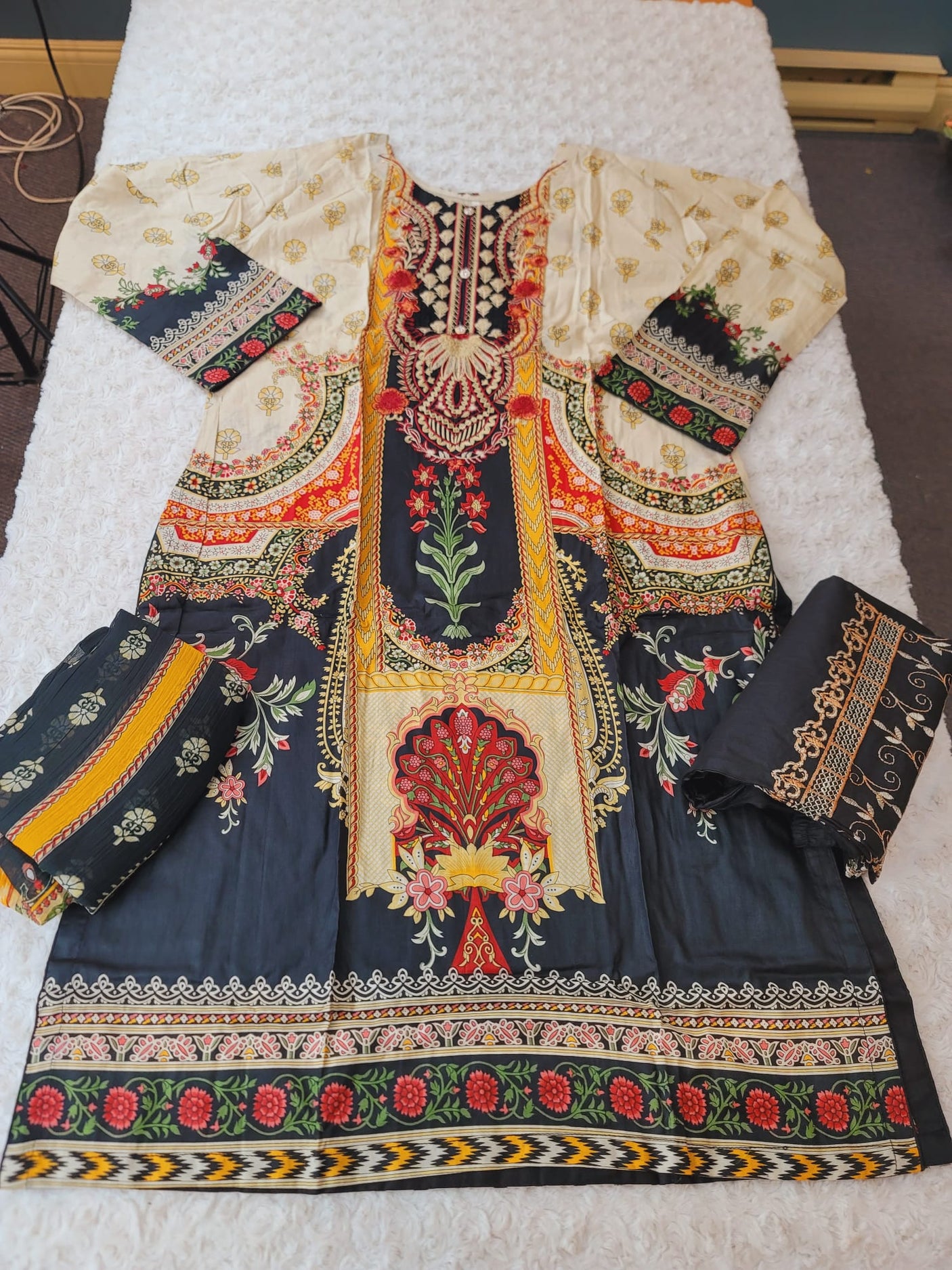 Pakistani Stitched lawn Embroidered Salwar kameez ready to ship