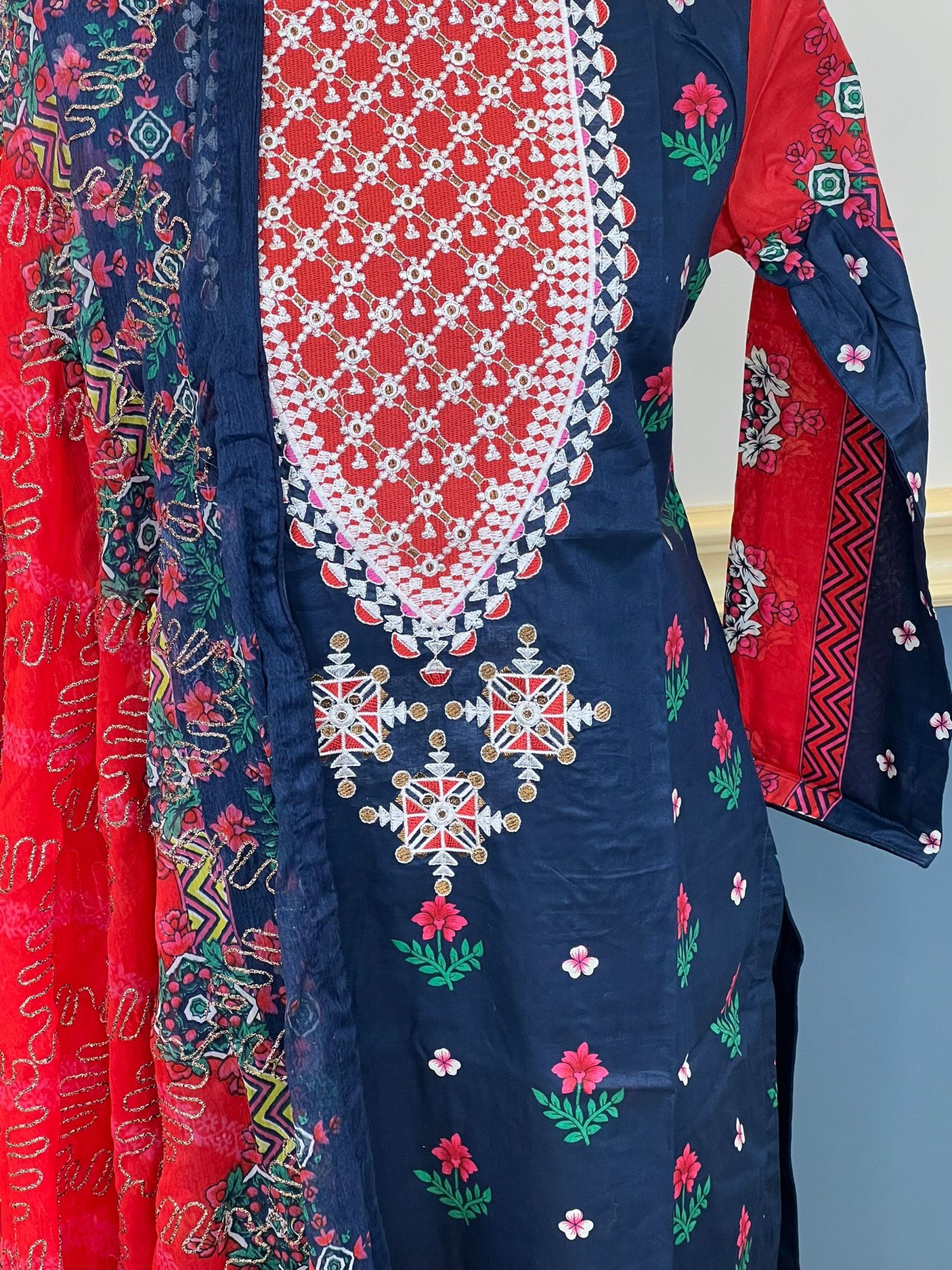 Pakistani Stitched lawn Embroidered Salwar kameez ready to ship