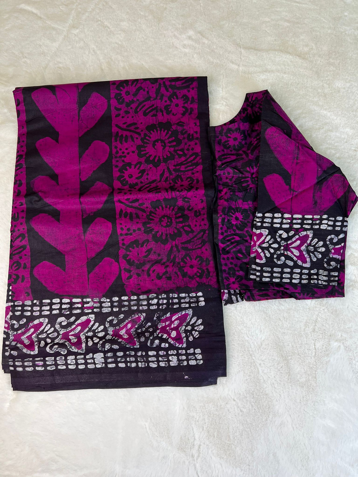 Raw Silk Batik Saree with stitched blouse