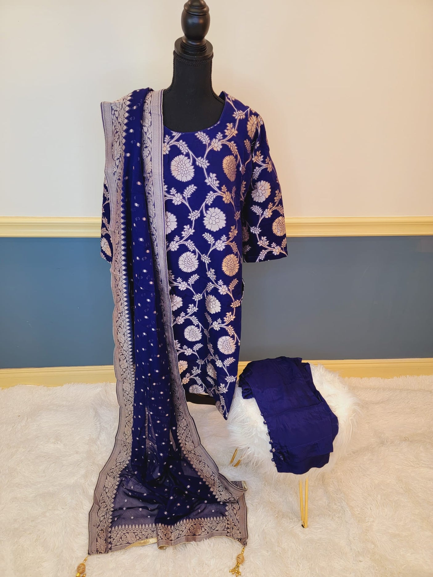 Pure Khaddi Georgette Banarasi Salwer Kamiz