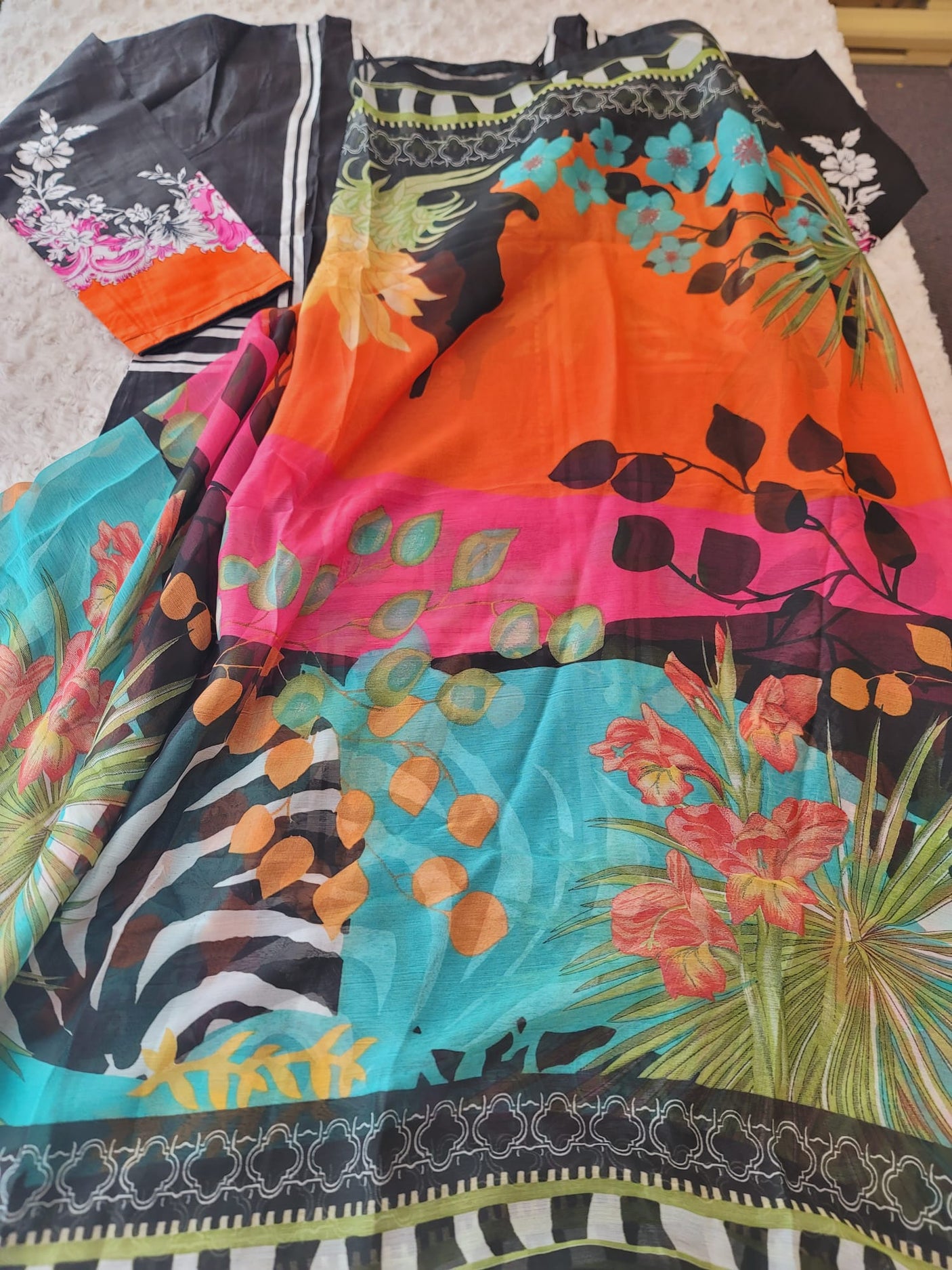 Pakistani Stitched lawn Embroidered Salwar kameez ready to ship