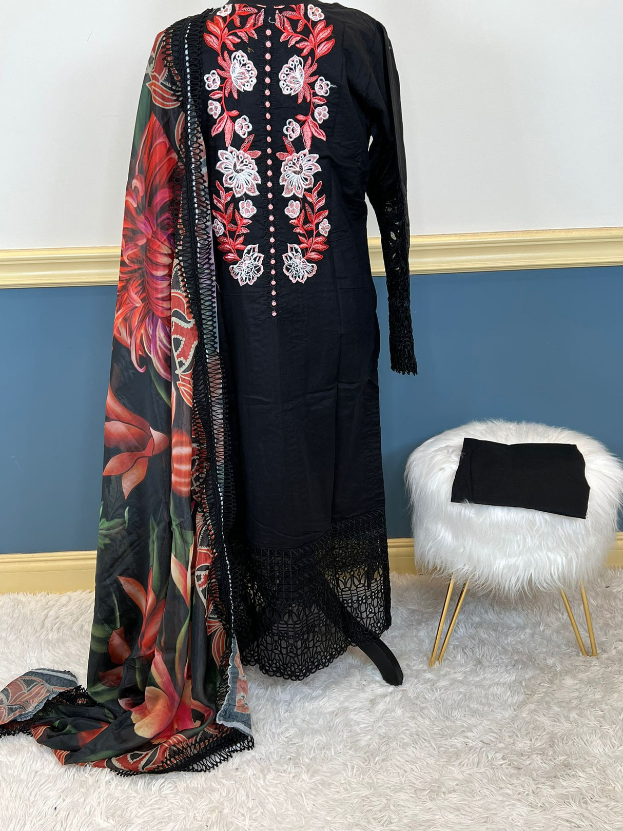 Luxury lawn with Silk dupatta- Ready To Ship