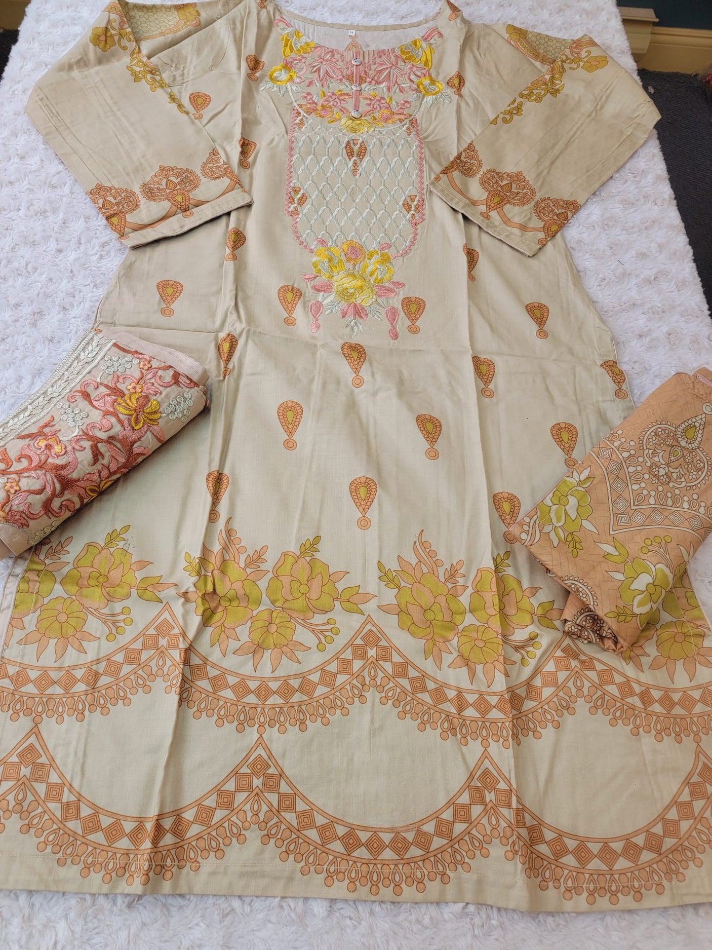 Pakistani linen Embroidered Salwar kameez Ready To Ship