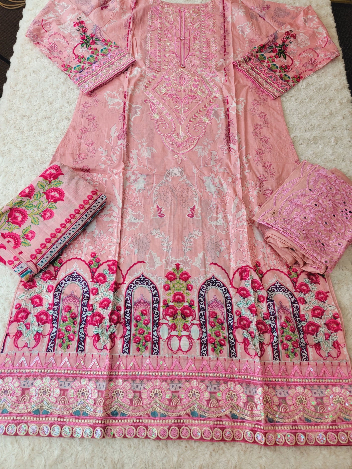 Pakistani Stitched lawn Embroidered Salwar kameez ready to ship