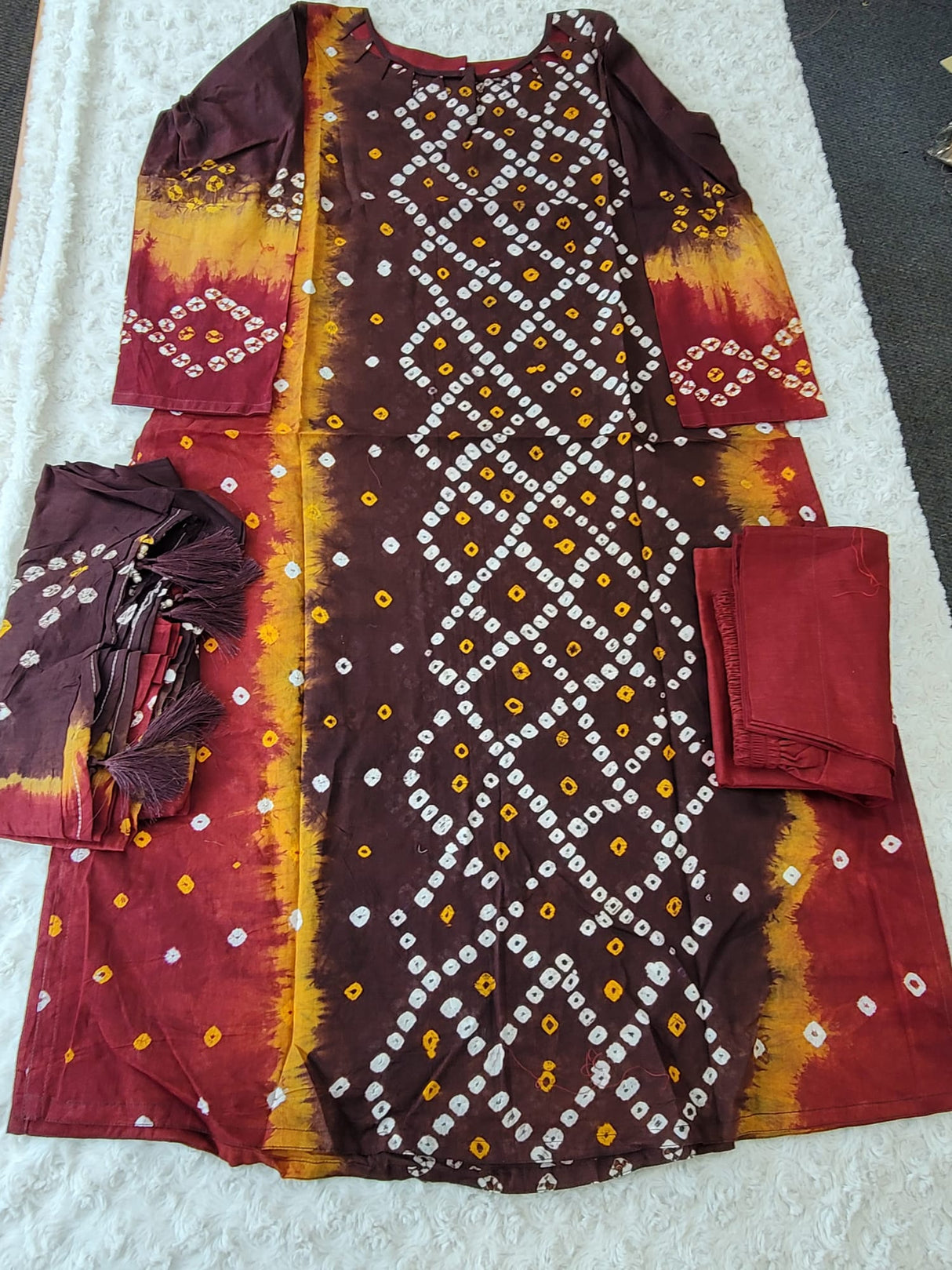 Bangladeshi batik salwer kamiz