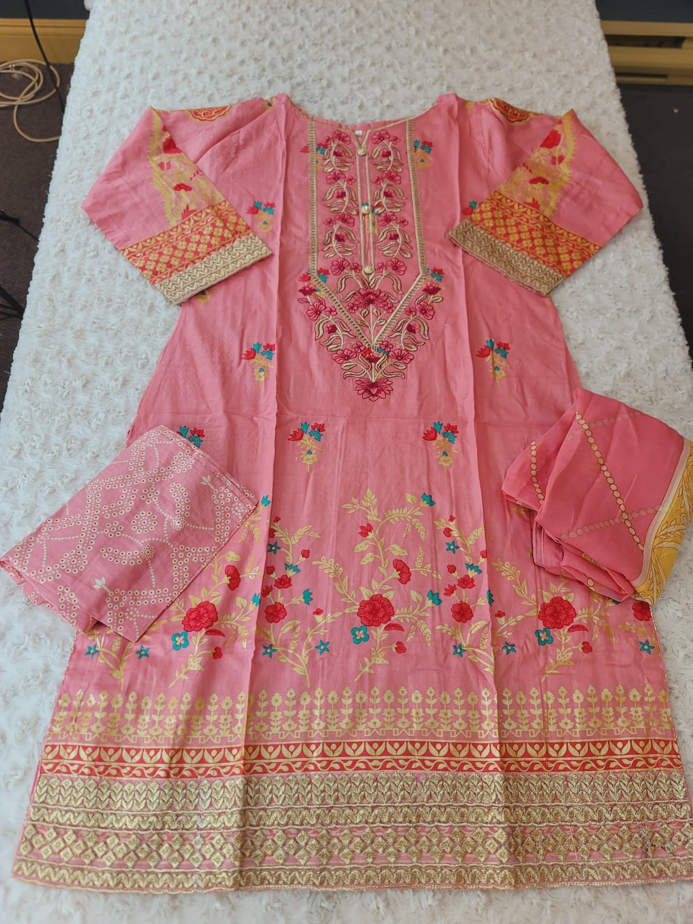 Pakistani Stitched lawn Embroidered Salwar kameez ready to ship