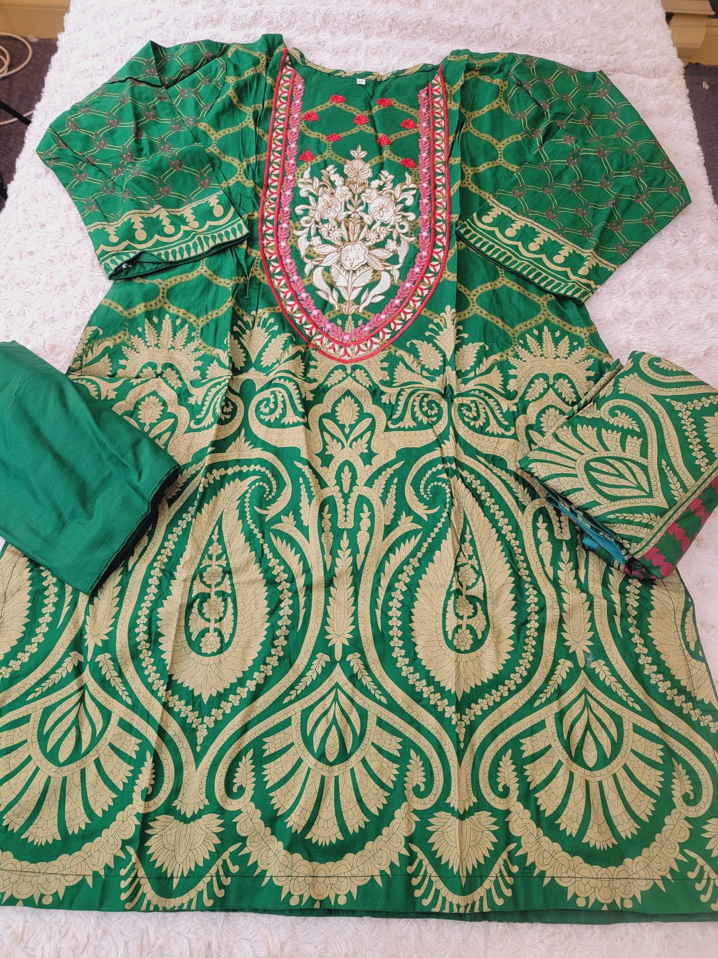 Pakistani linen Embroidered Salwar kameez Ready To Ship