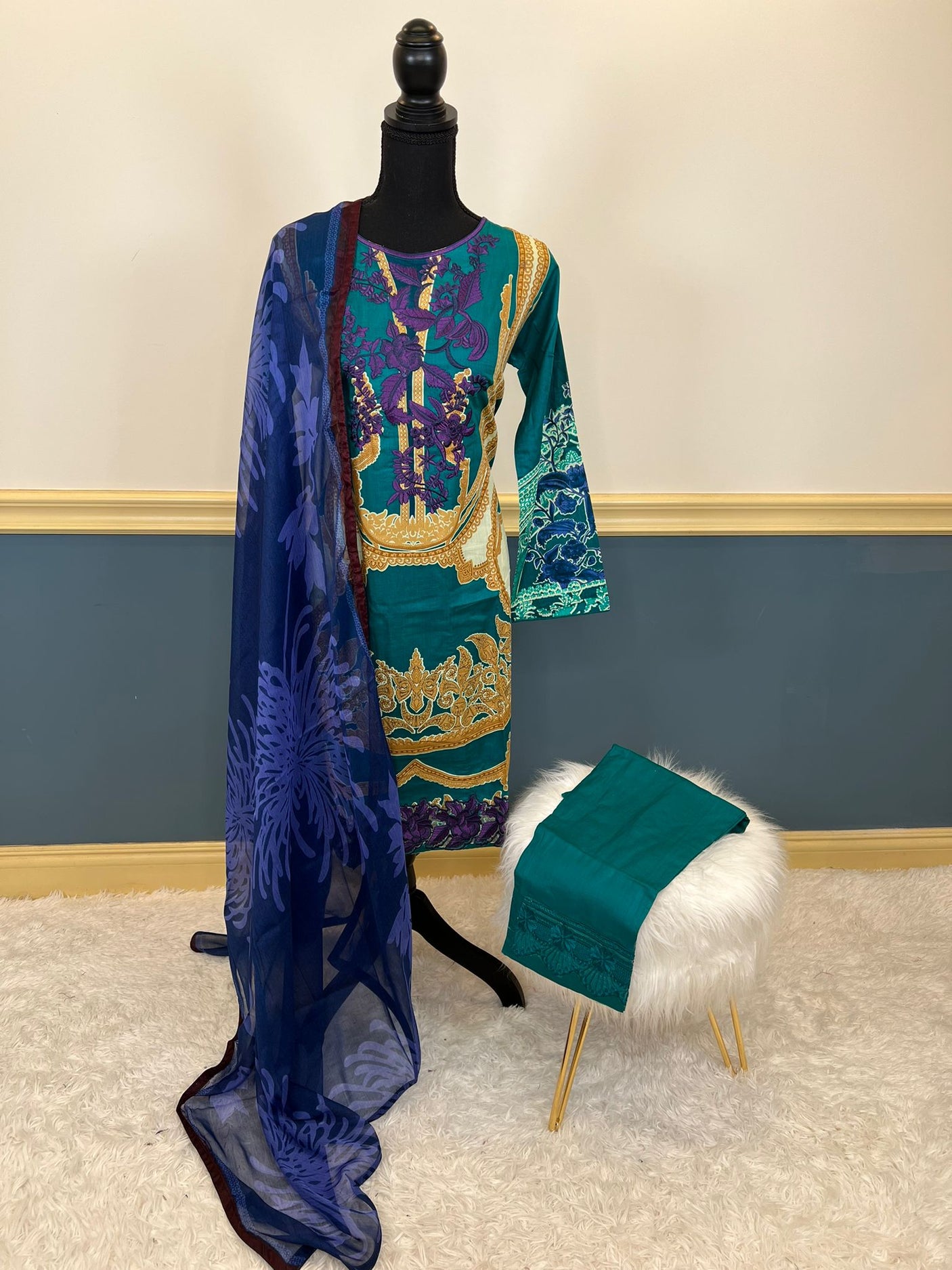 Pakistani Stitched lawn Embroidered Salwar kameez ready to ship