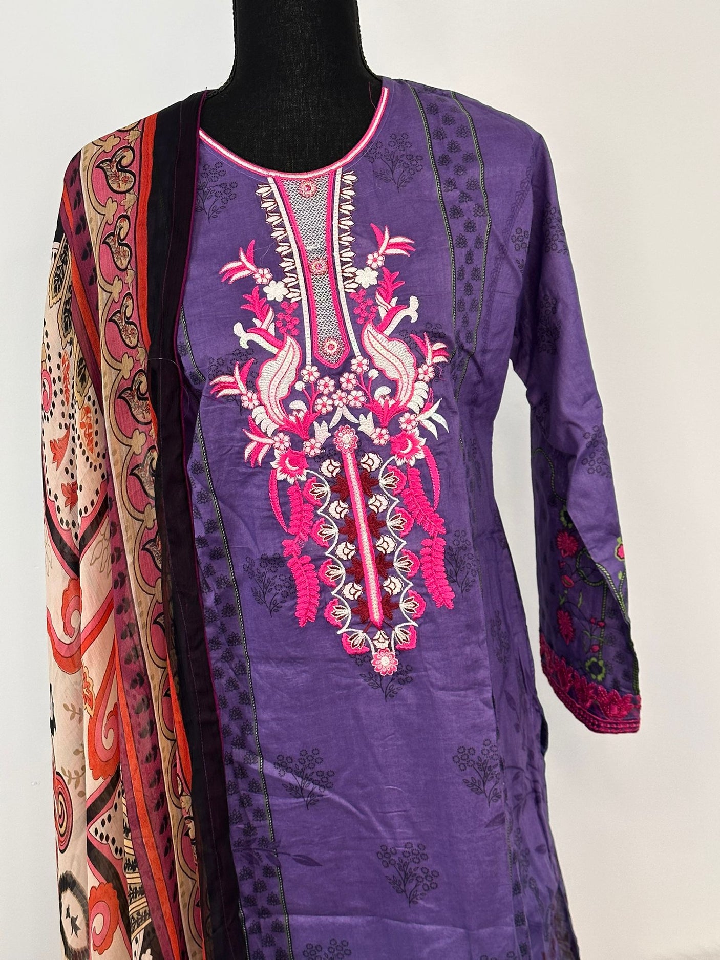 Pakistani Embroidered Lawn ready to ship
