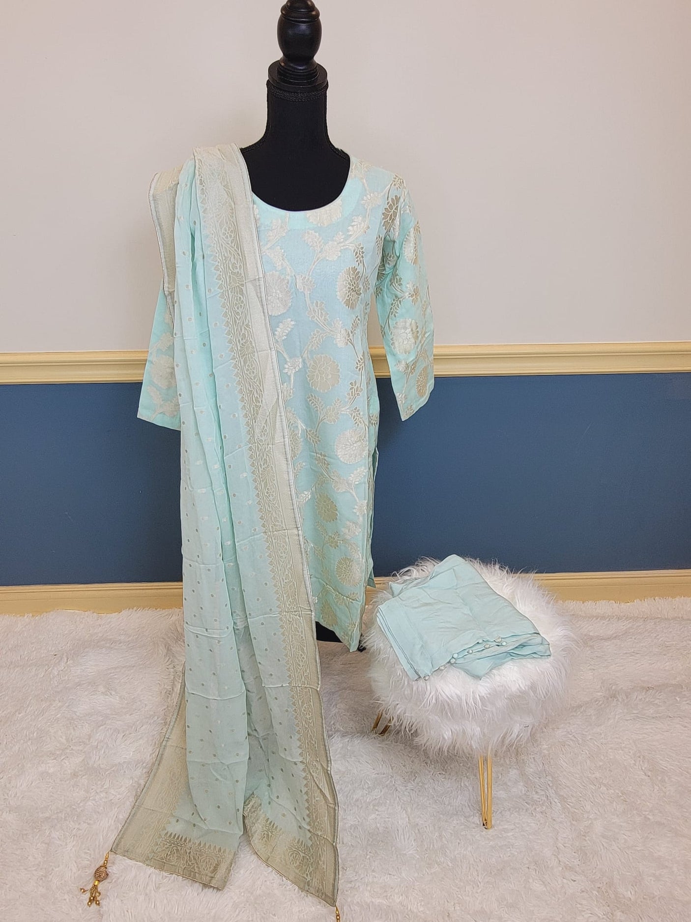 Pure Khaddi Georgette Banarasi Salwer Kamiz