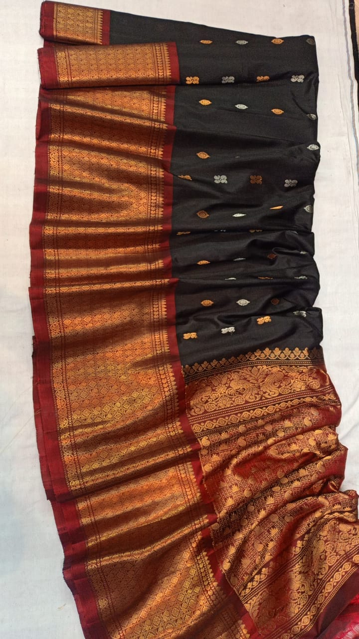 Kanchi boarder Gadwal handloom sarees