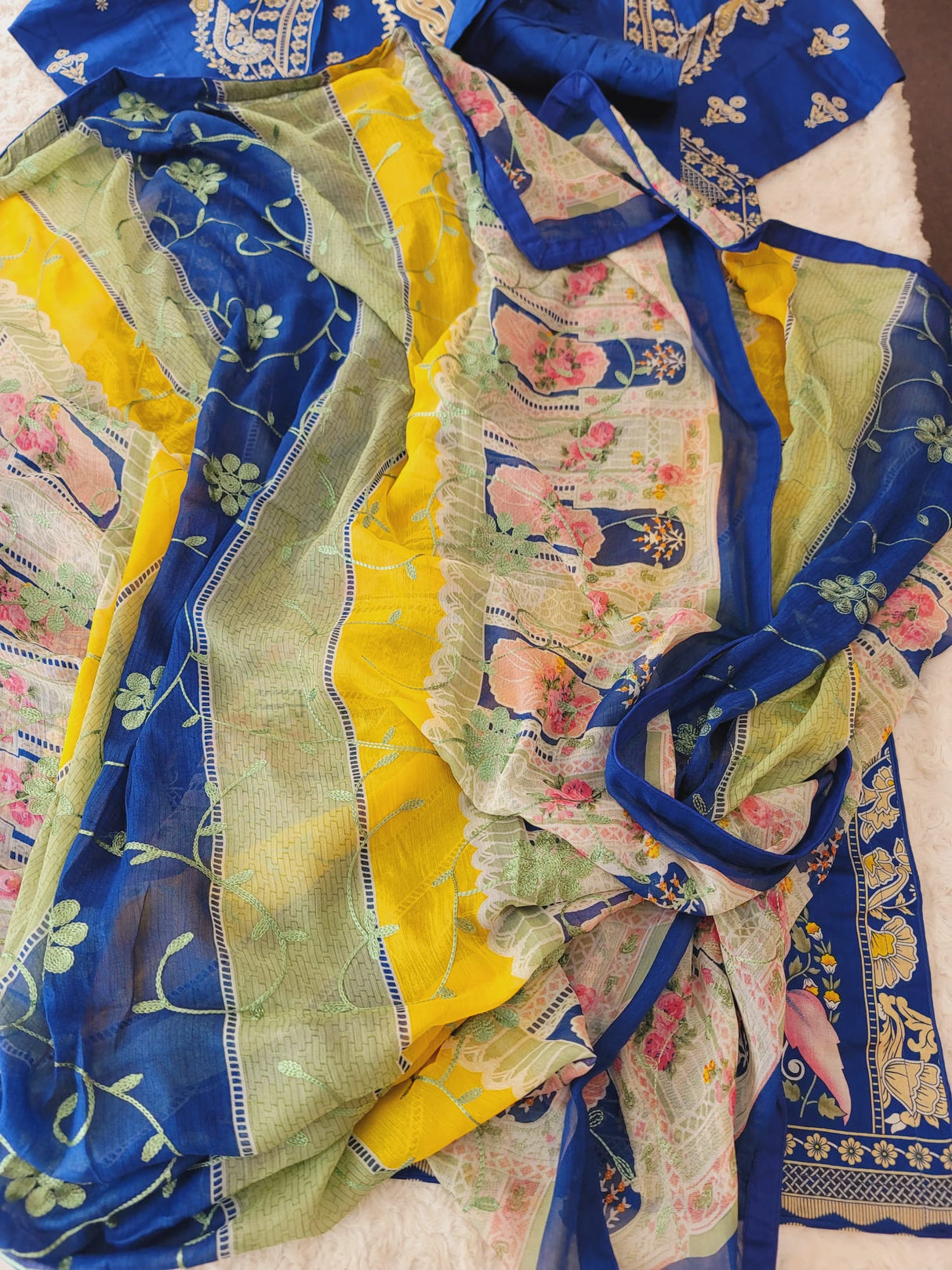 Pakistani stitched  lawn Embroidered Salwar kameez ready to ship