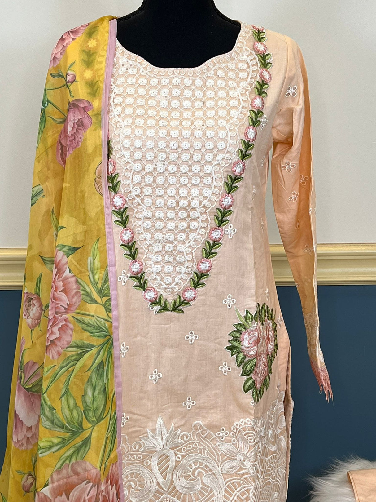 Luxury lawn with Silk dupatta Ready To Ship