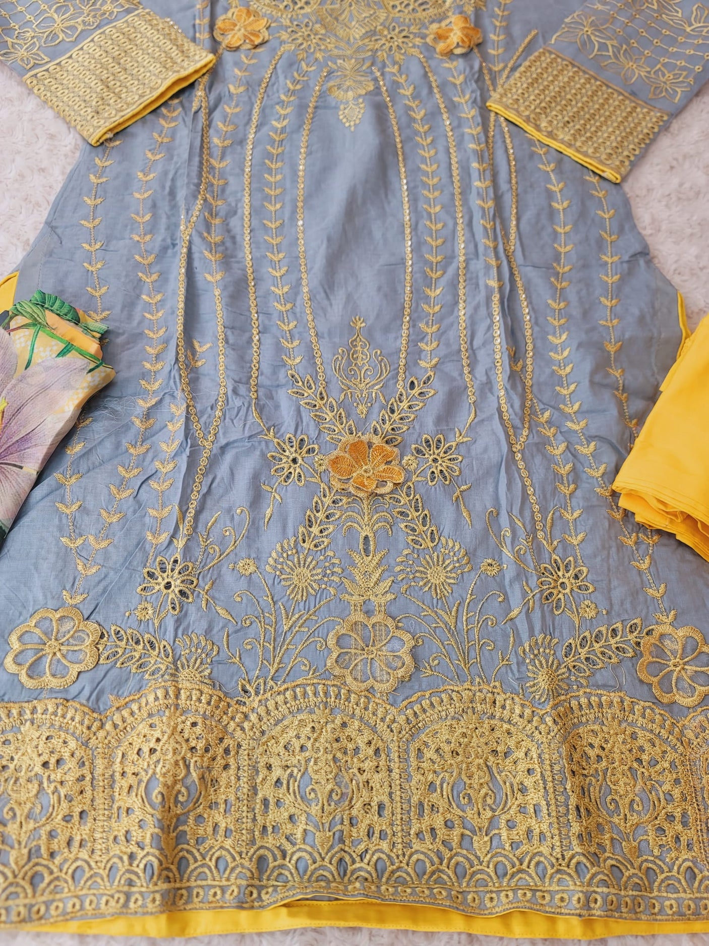 Pakistani Stitched Embroidered luxury lawn Dresses With Silk Dupatta Ready To Ship