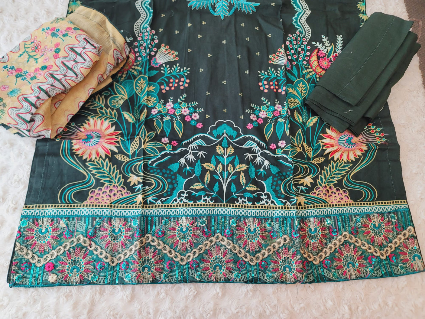 Pakistani Stitched lawn Embroidered Salwar kameez ready to ship