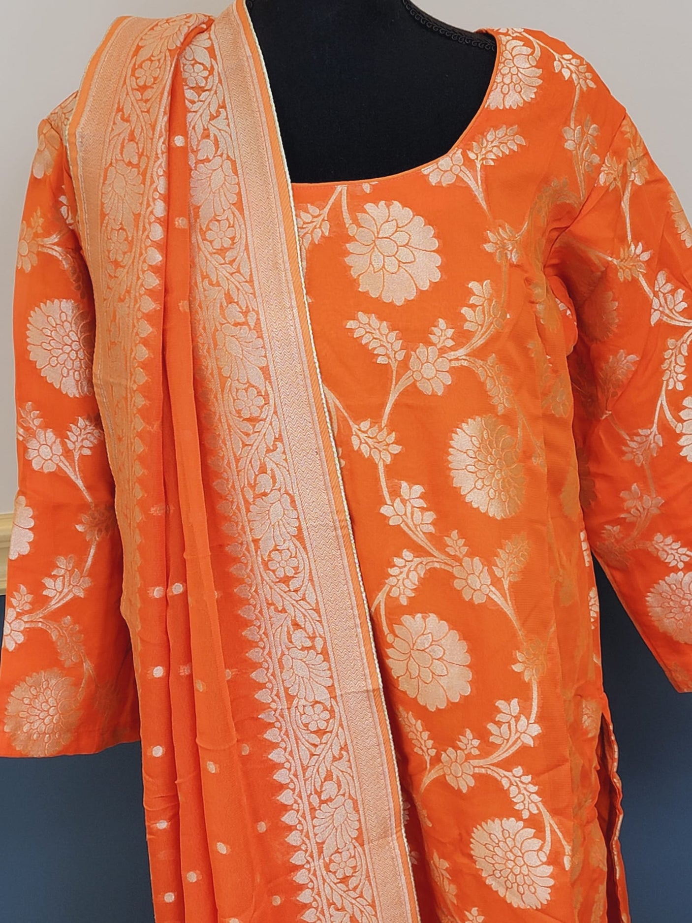 Pure Khaddi Georgette Banarasi Salwer Kamiz