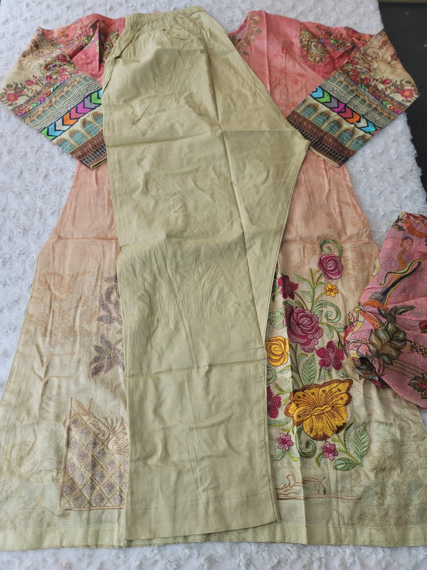 Pakistani Stitched lawn Embroidered Salwar kameez ready to ship