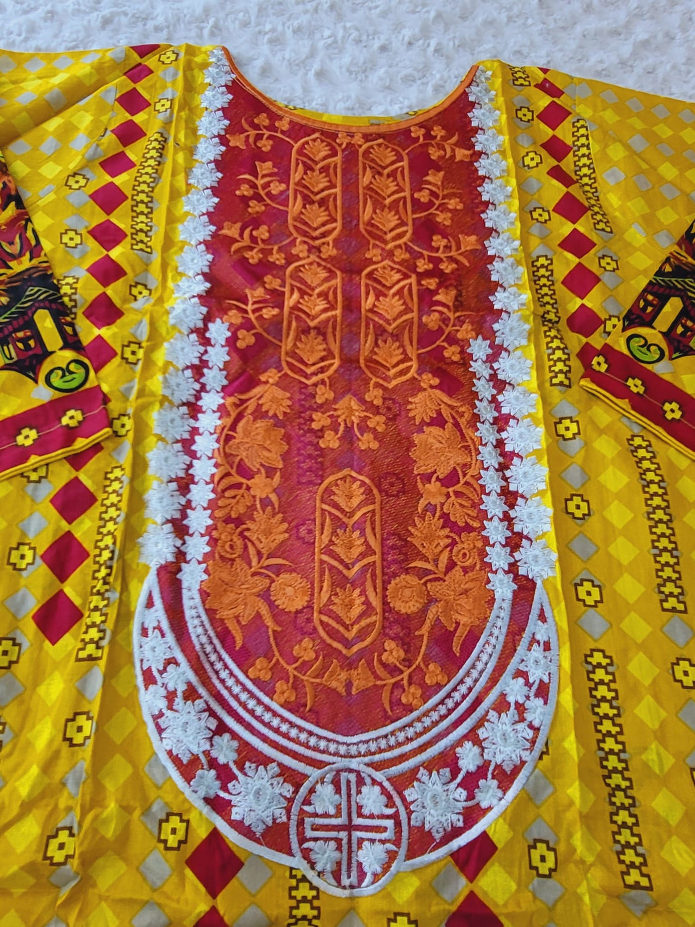 Pakistani Stitched lawn Embroidered Salwar kameez ready to ship