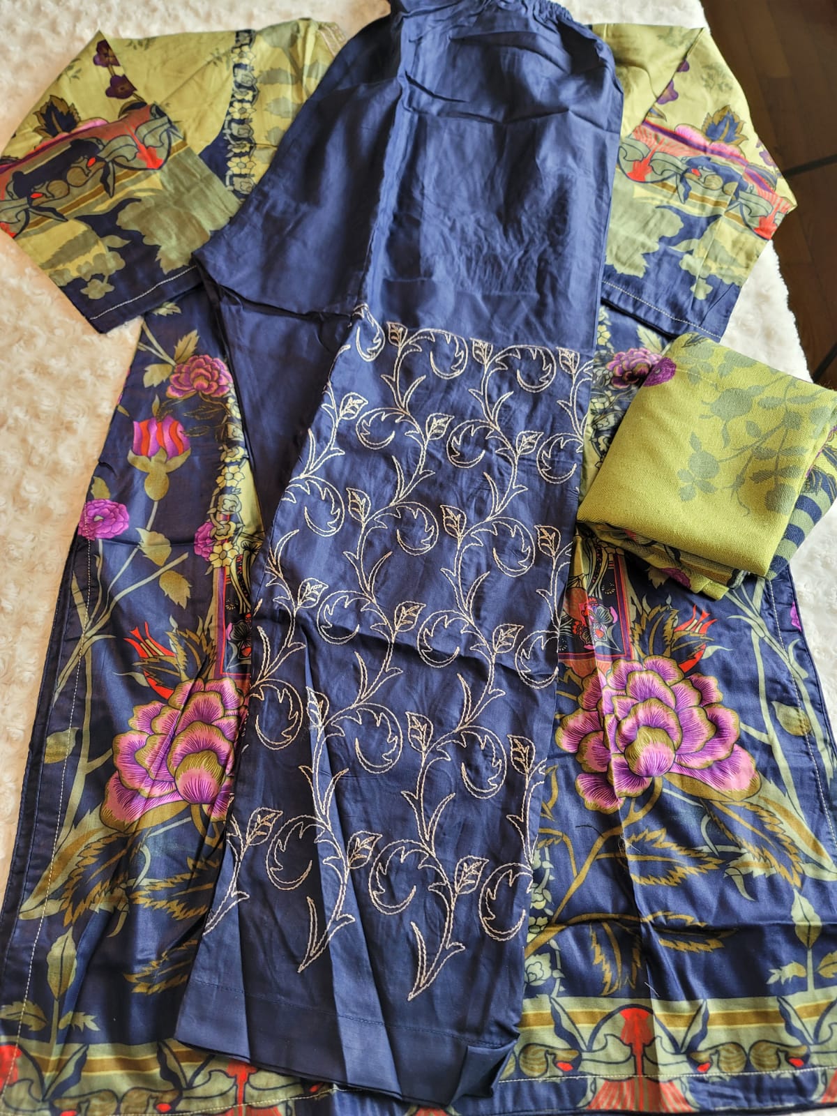 Pakistani Embroidered Salwar kameez Ready To Ship