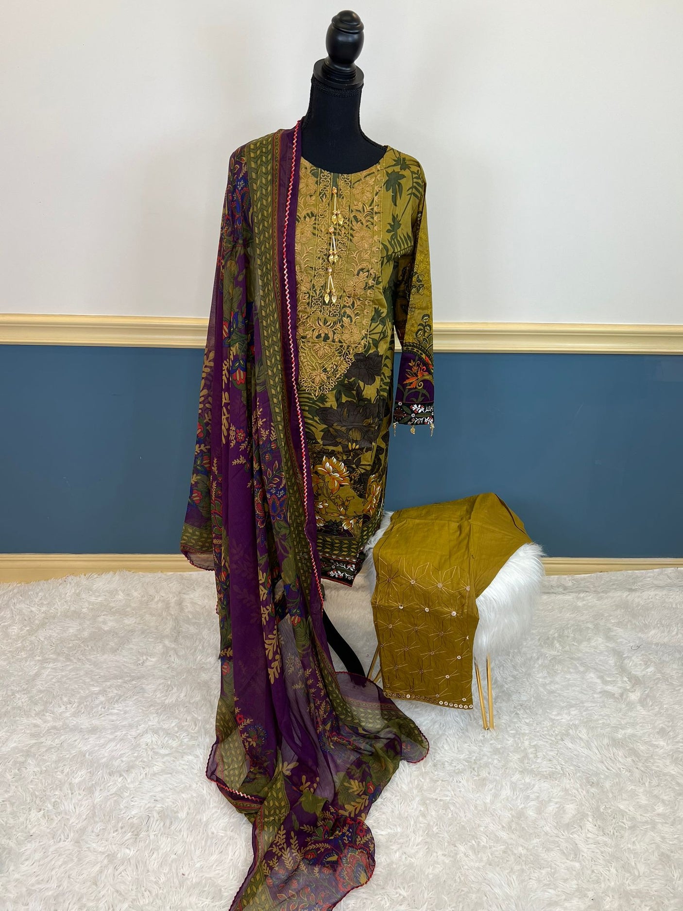 Pakistani Stitched lawn Embroidered Salwar kameez ready to ship