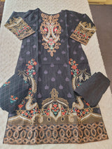 Pakistani Stitched lawn Embroidered Salwar kameez ready to ship