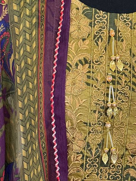 Pakistani Stitched lawn Embroidered Salwar kameez ready to ship