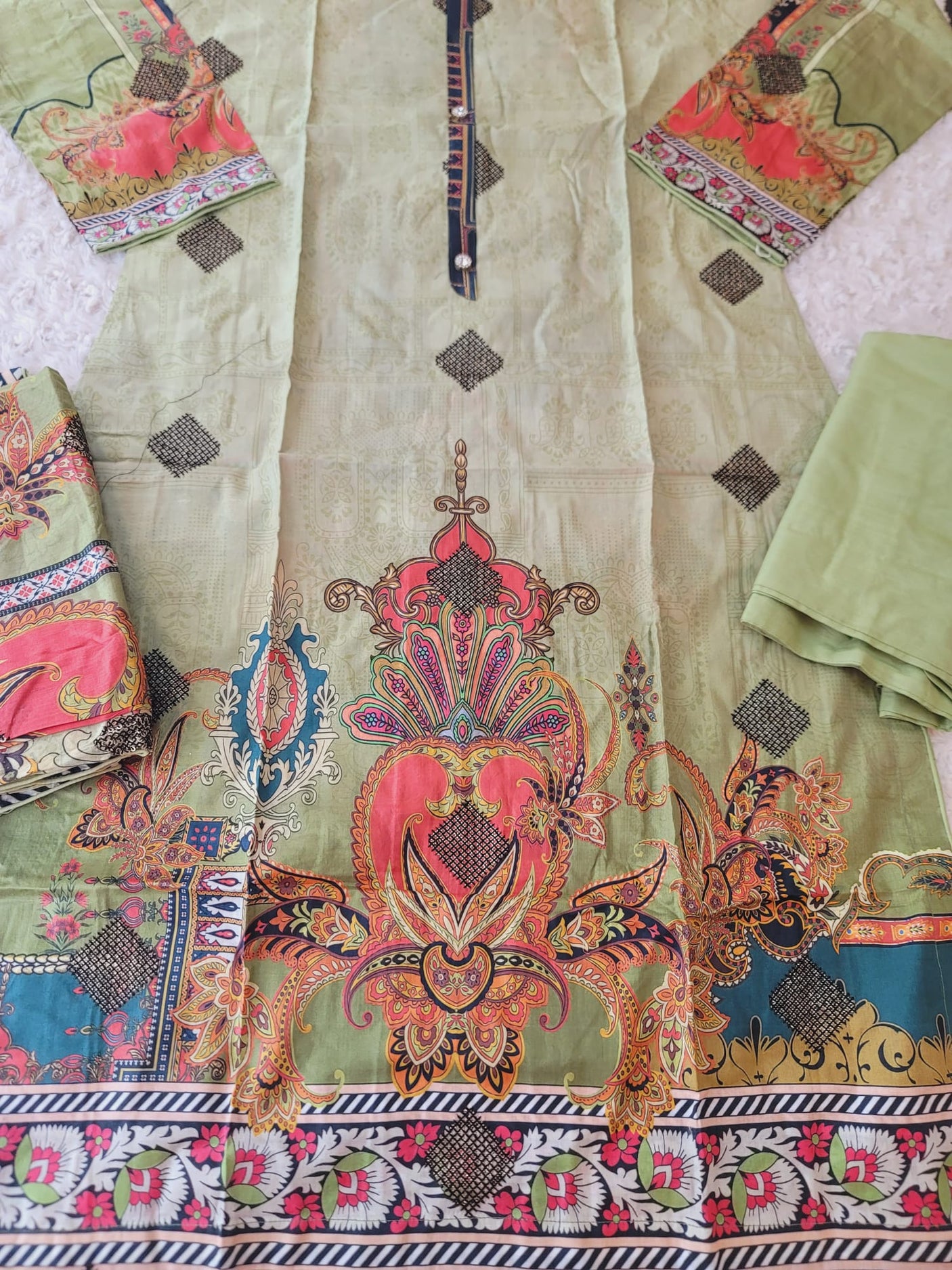 Pakistani Stitched lawn Embroidered Salwar kameez ready to ship