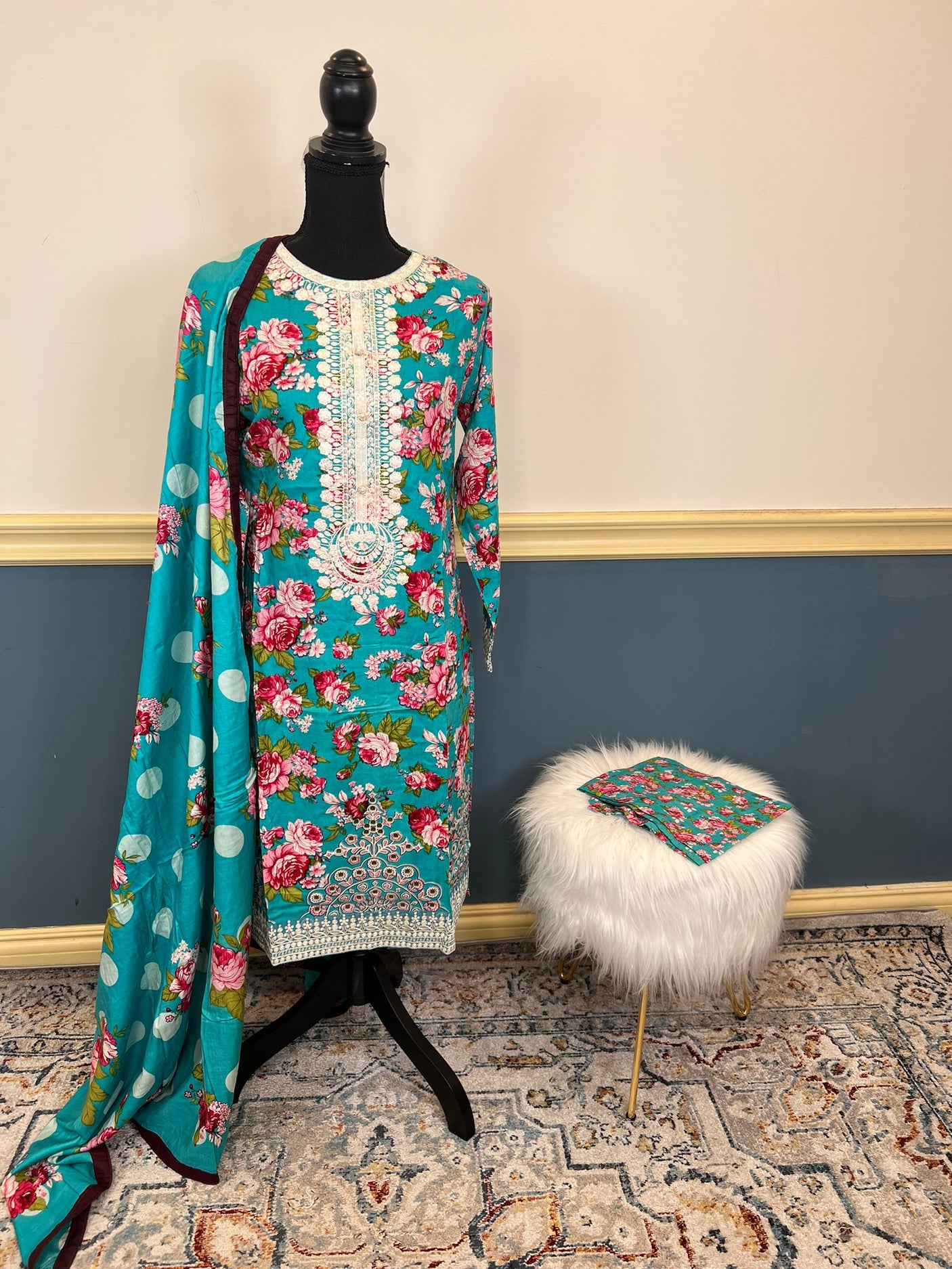 Pakistani linen Embroidered Salwar kameez Ready To Ship