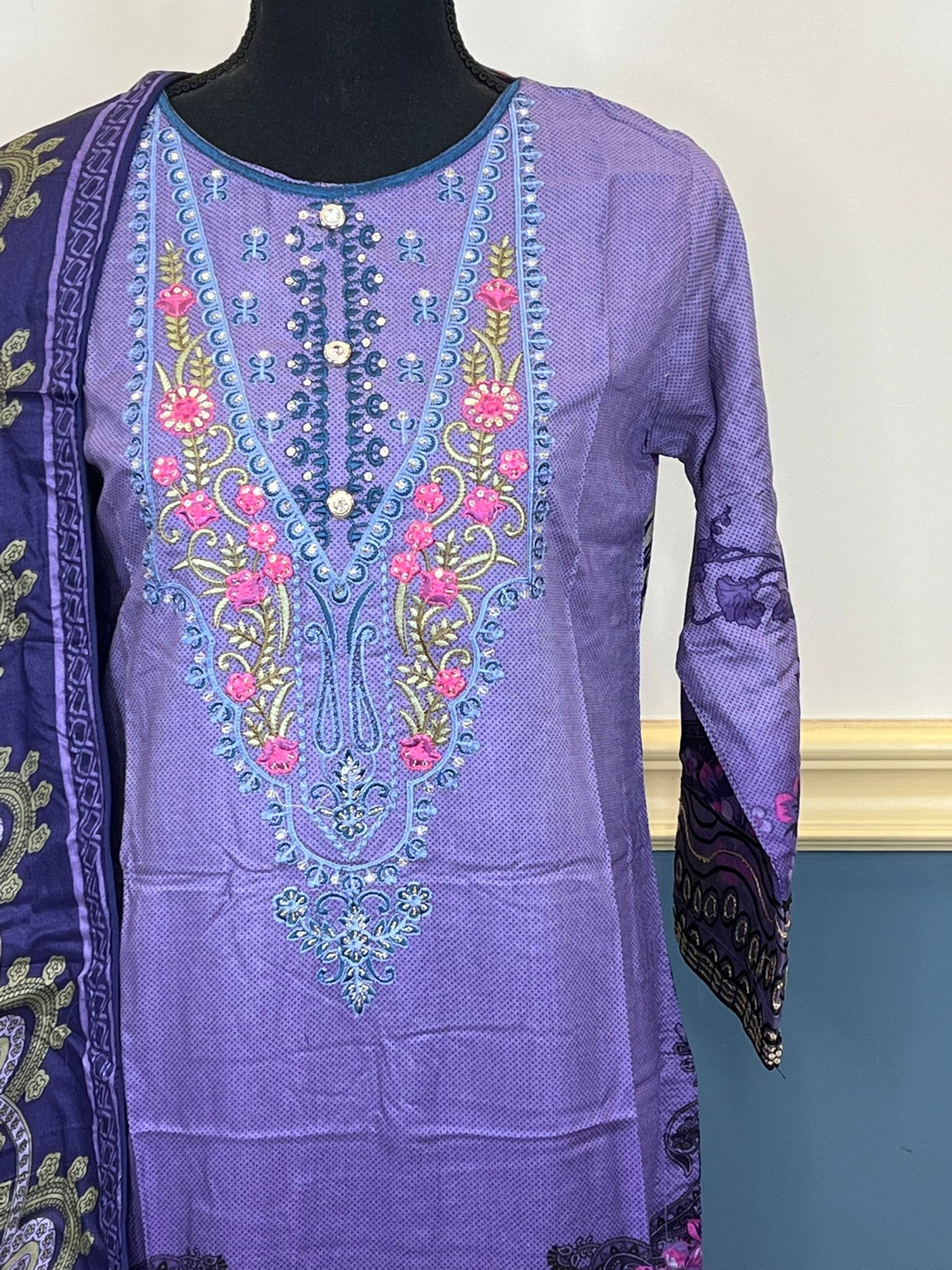 Pakistani linen Embroidered Salwar kameez Ready To Ship