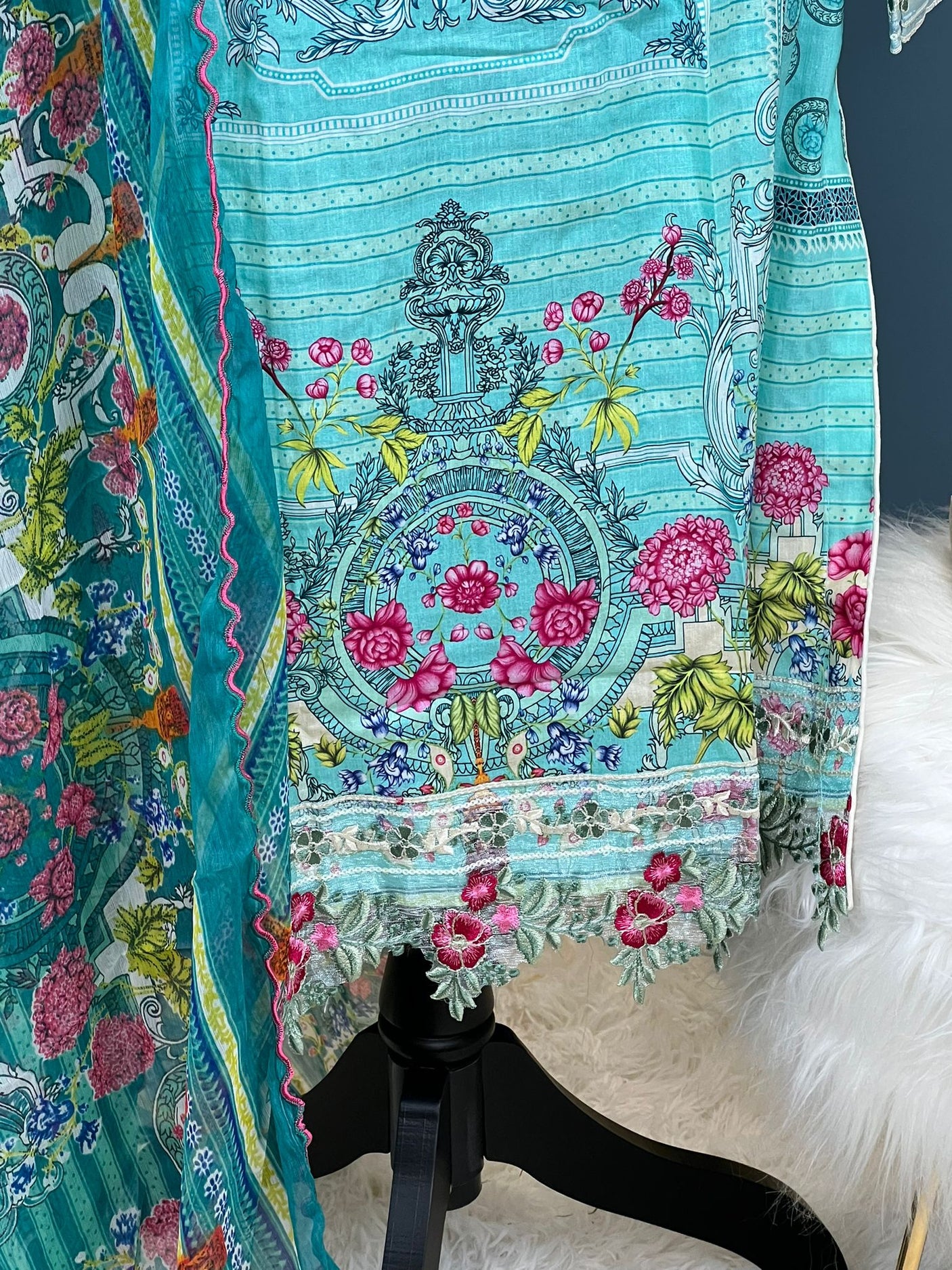 Pakistani Stitched lawn Embroidered Salwar kameez ready to ship