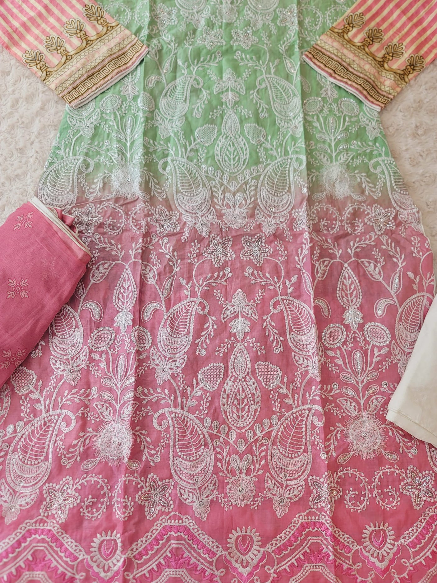 Pakistani Stitched lawn Embroidered Salwar kameez ready to ship